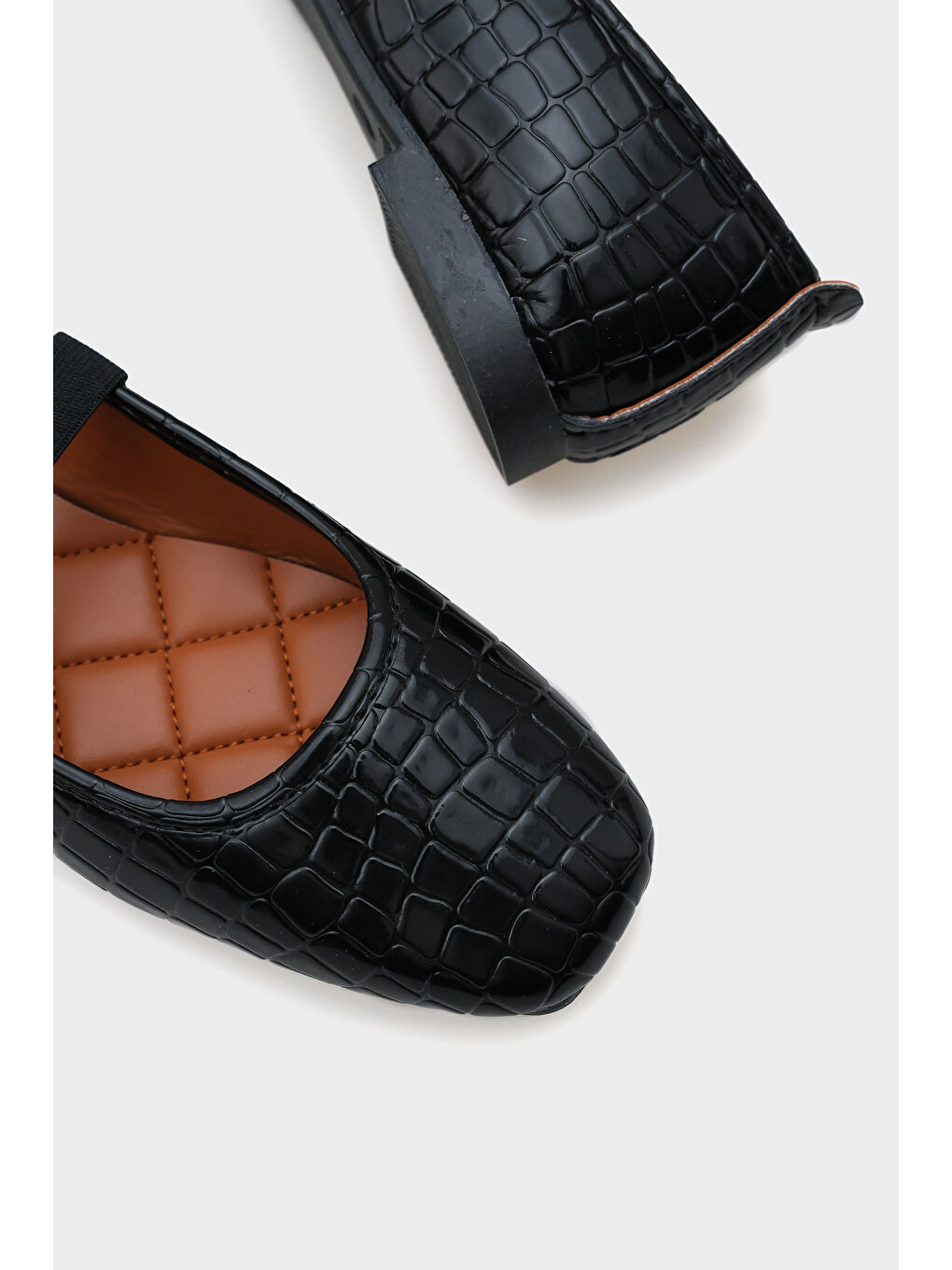 Siyah Braki Kadın Babet-3