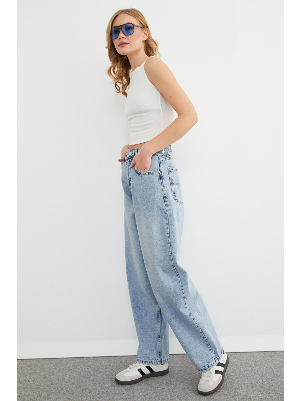 Mavi Beli Kemerli Fermuarlı Baggy Jean-4