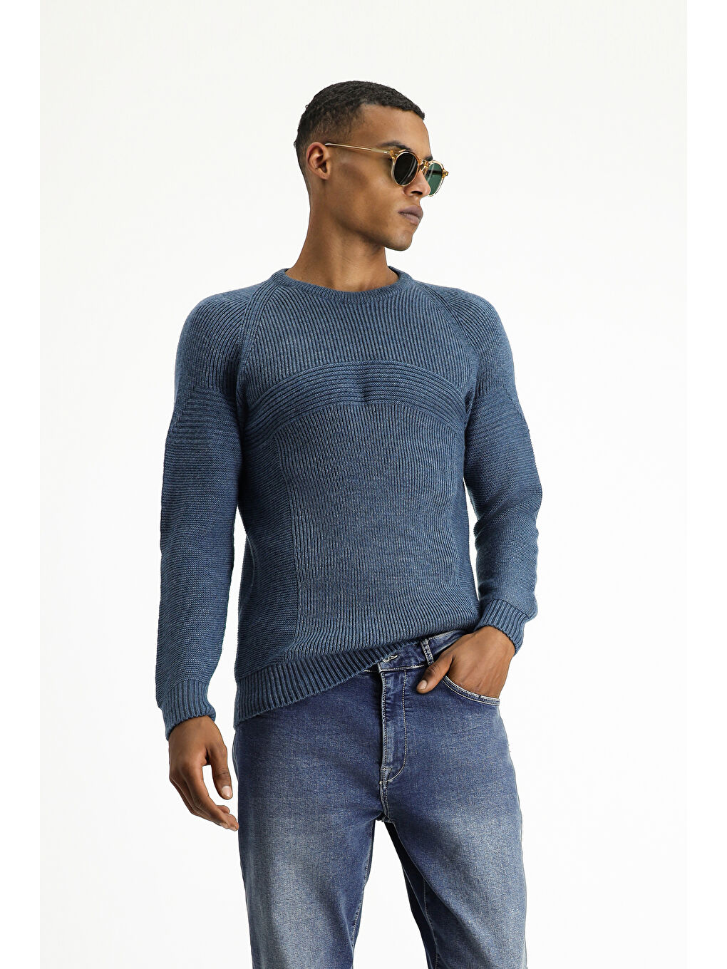 İndigo Bisiklet Yaka Regular Fit Dikişsiz Desenli Triko Kazak-4