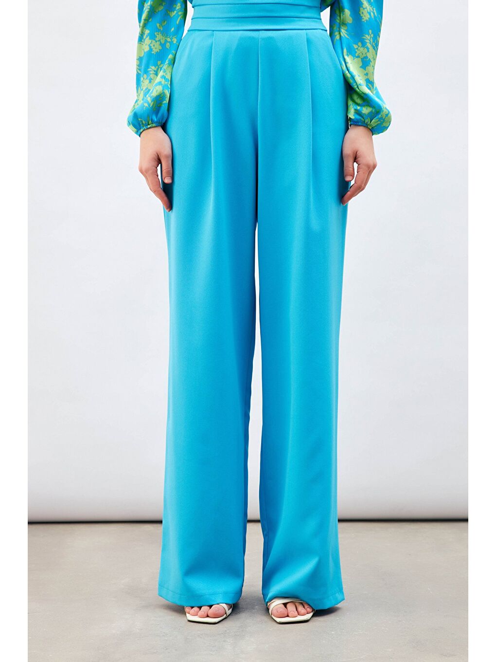 Bel Detaylı Cepli Pantolon - Mavi-2