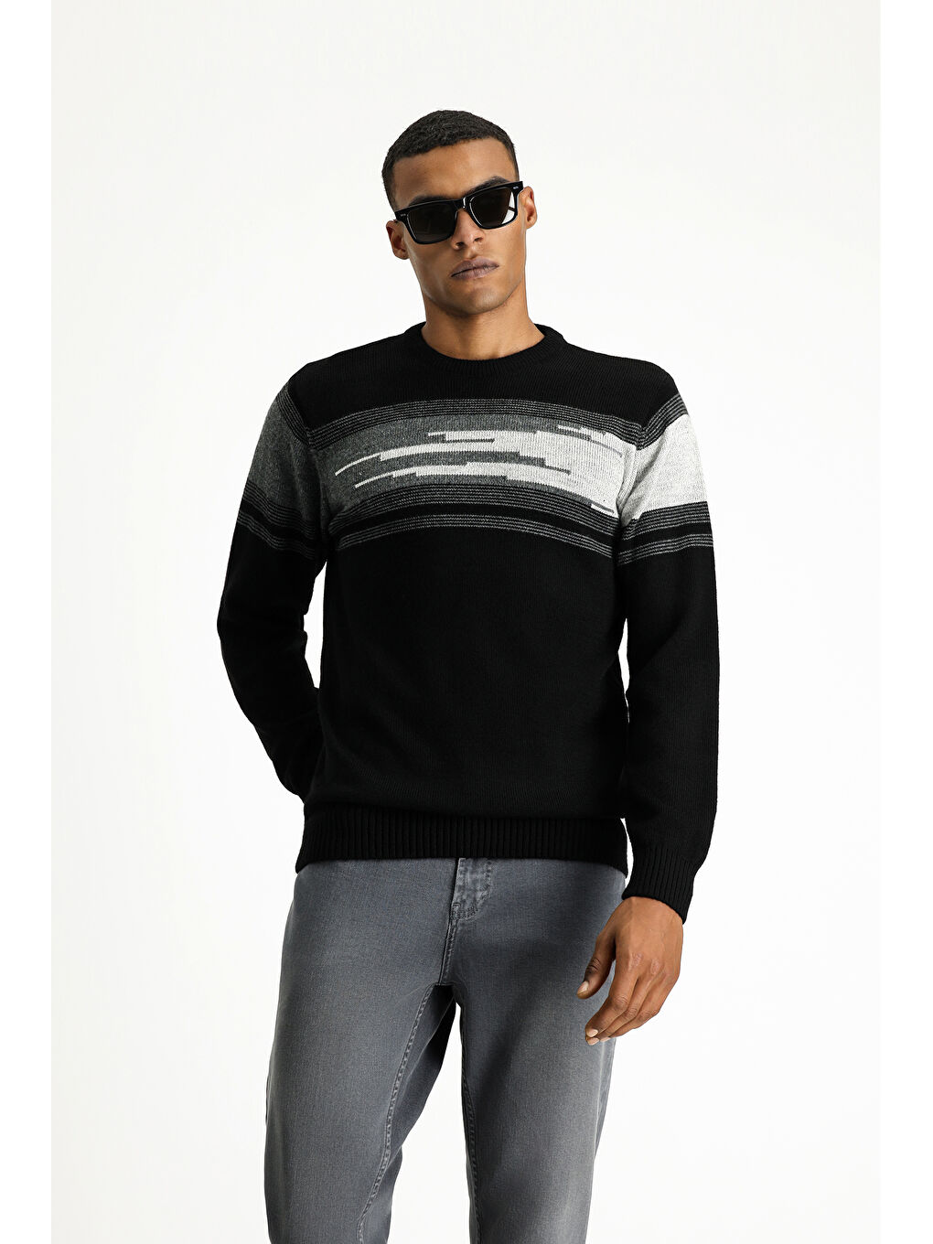Siyah Bisiklet Yaka Regular Fit Çizgili Triko Kazak-3