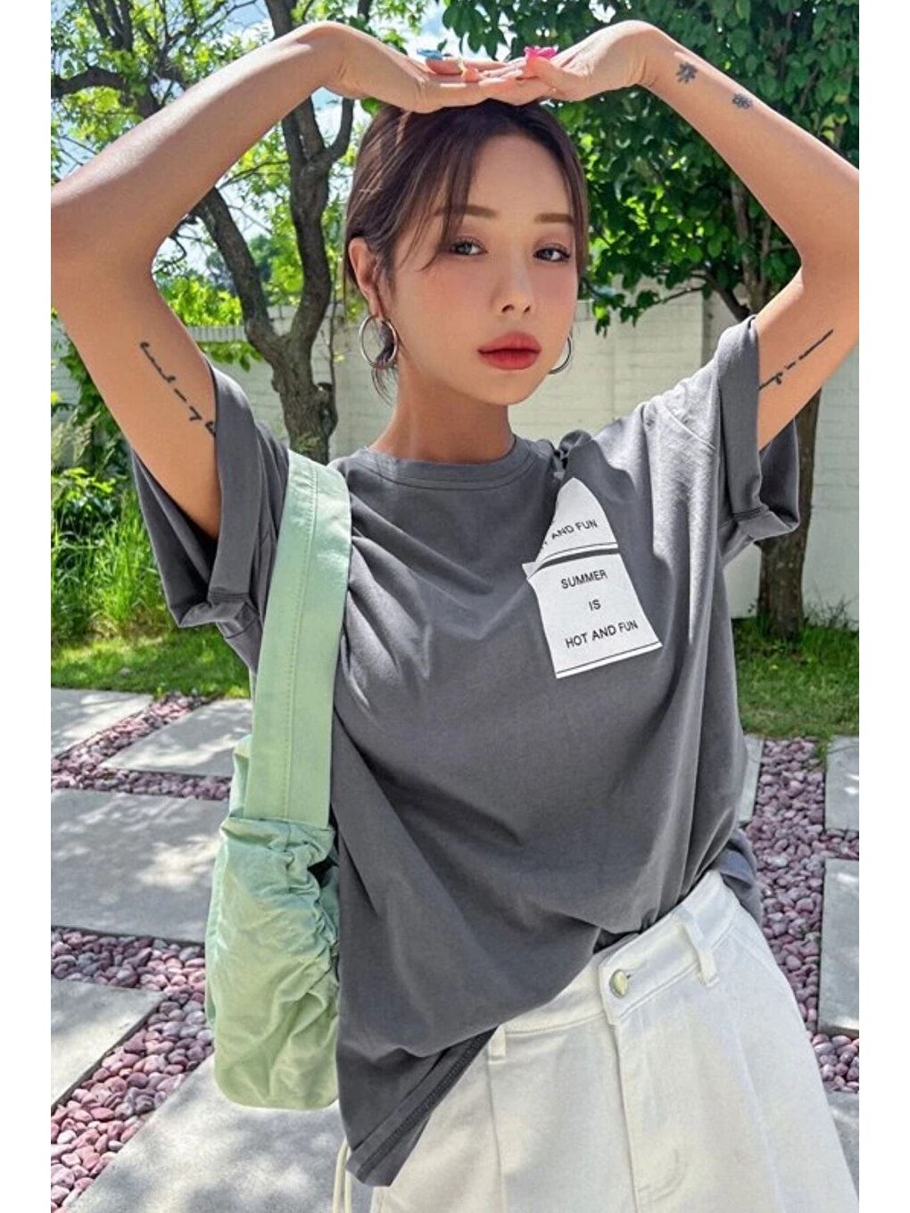 Kadın Taş Gri Summer Baskılı Oversize T shirt-2