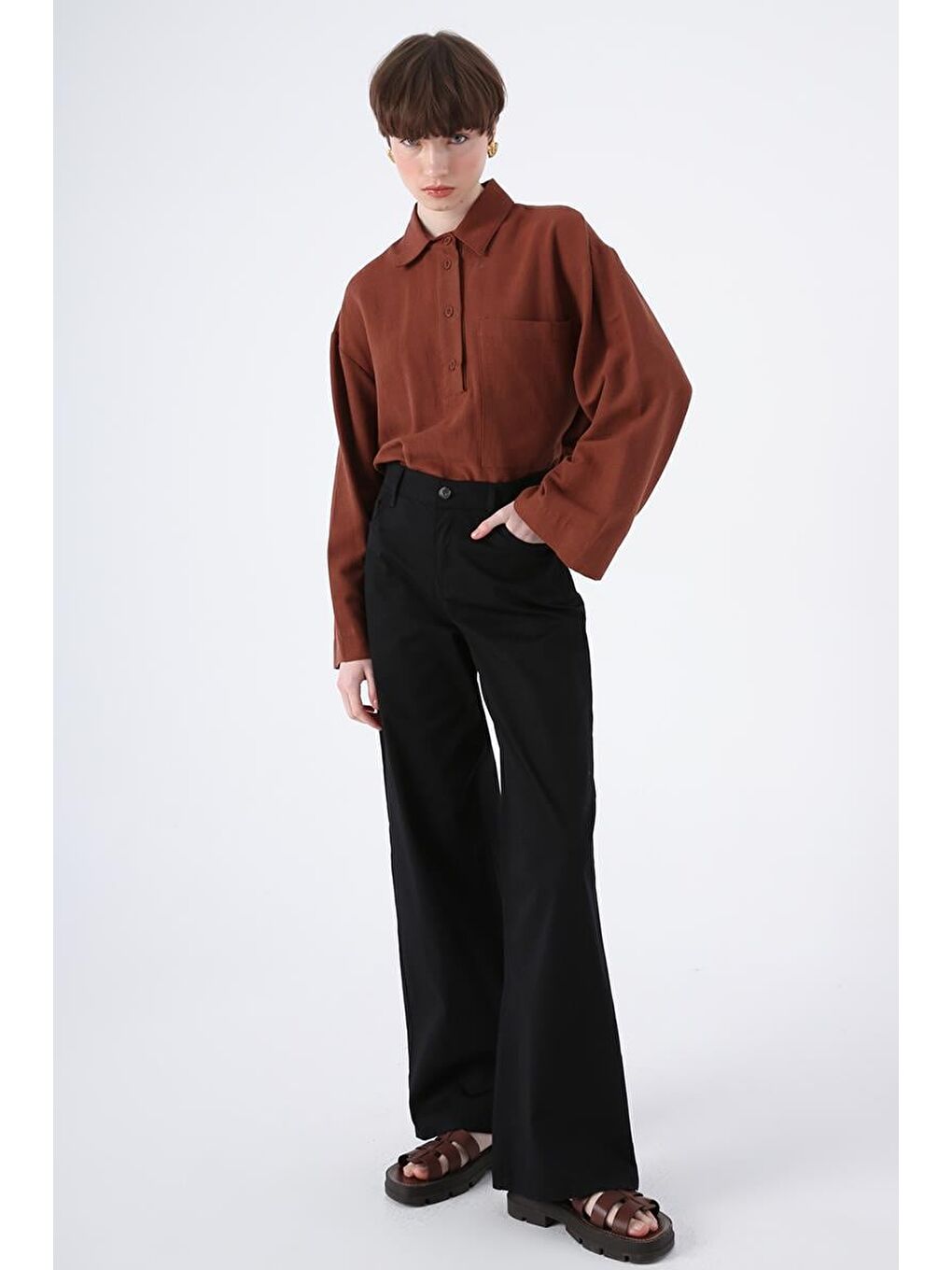 Siyah Pamuklu Bol Paça Cepli Elastanlı Pantolon