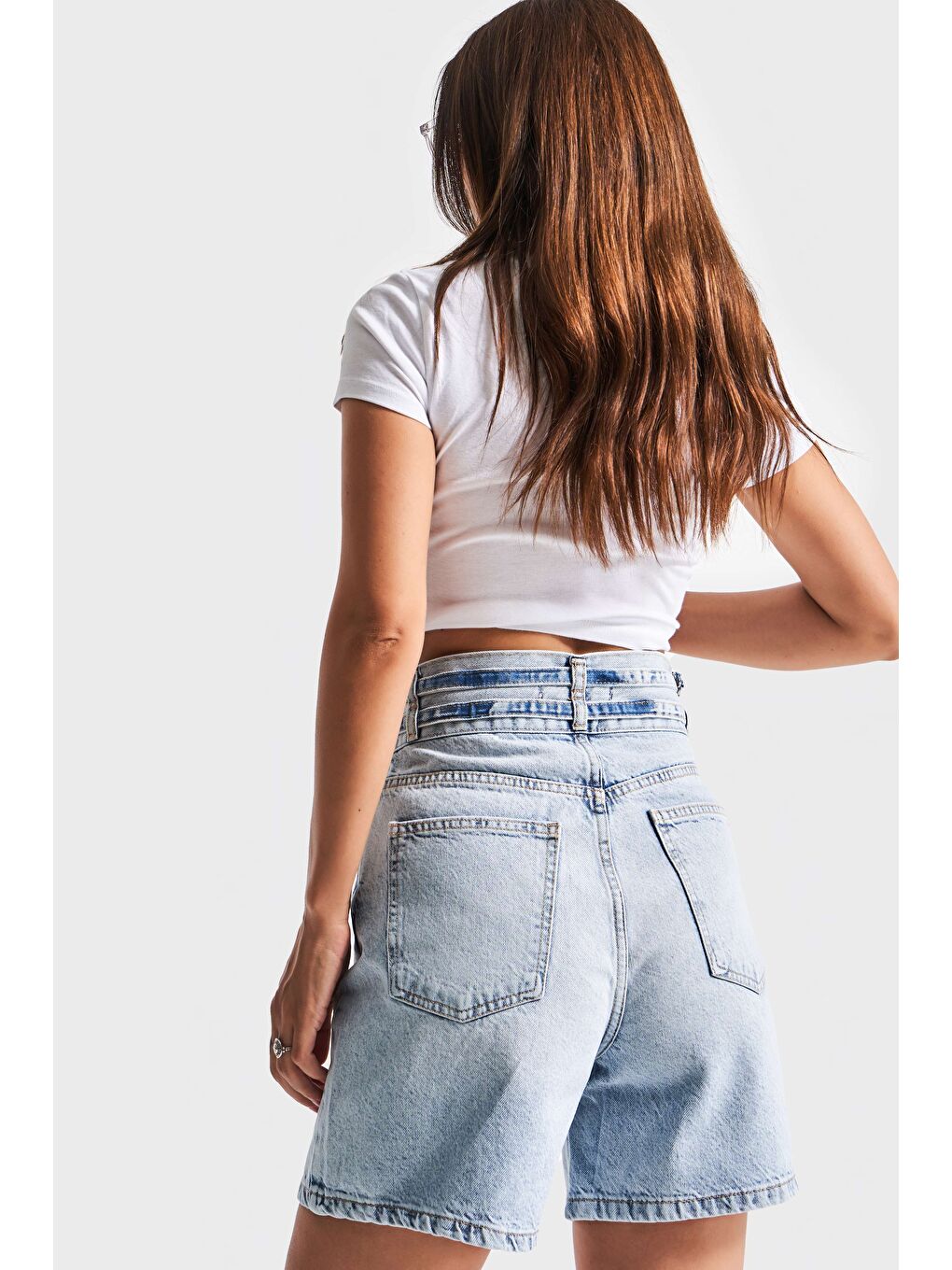 Mavi Kadın Jean Rengi 4s5-3 Midi Boy Çift Kemerli %100 Pamuk Tasarım Denim Şort-3
