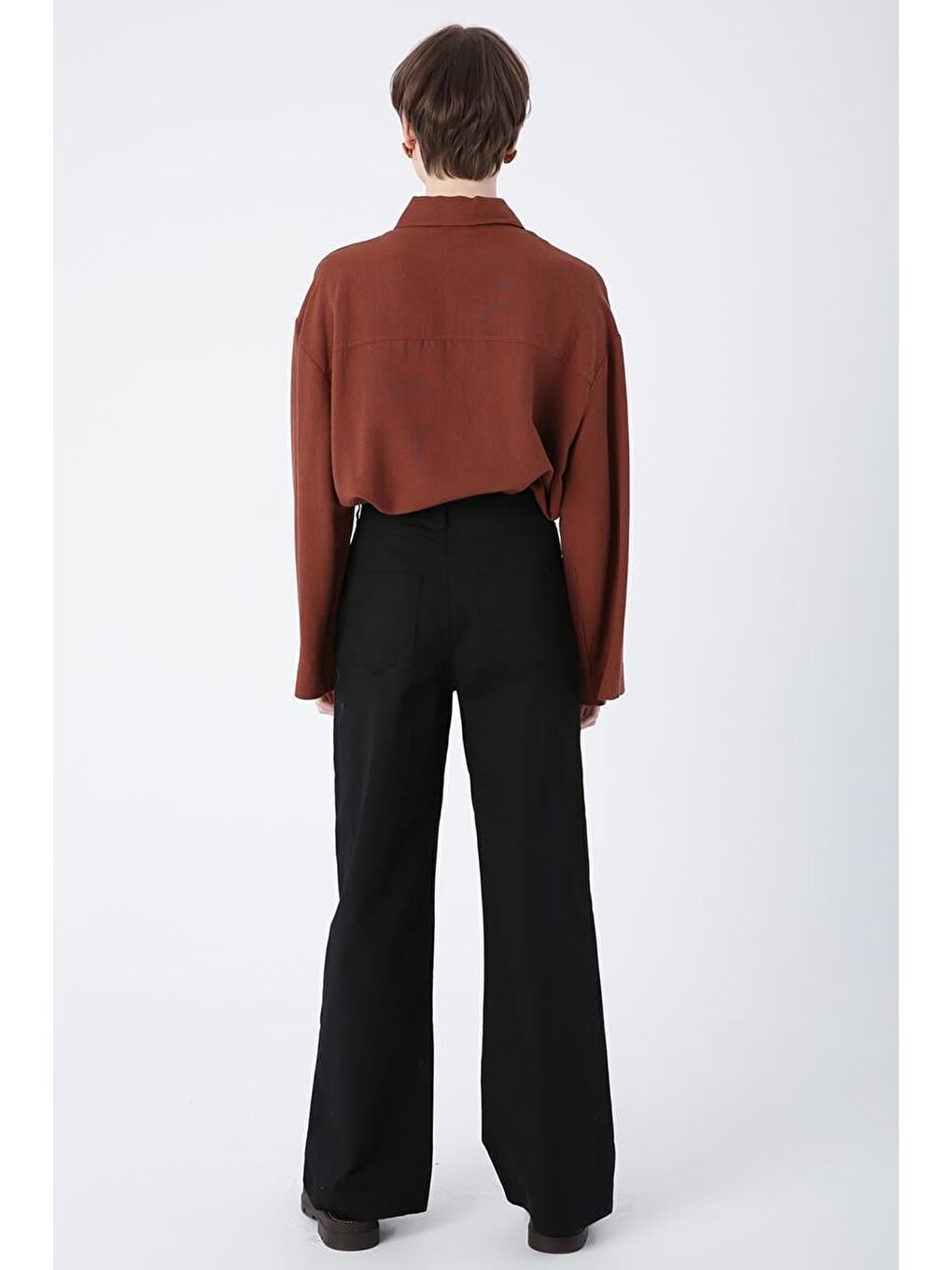 Siyah Pamuklu Bol Paça Cepli Elastanlı Pantolon-3