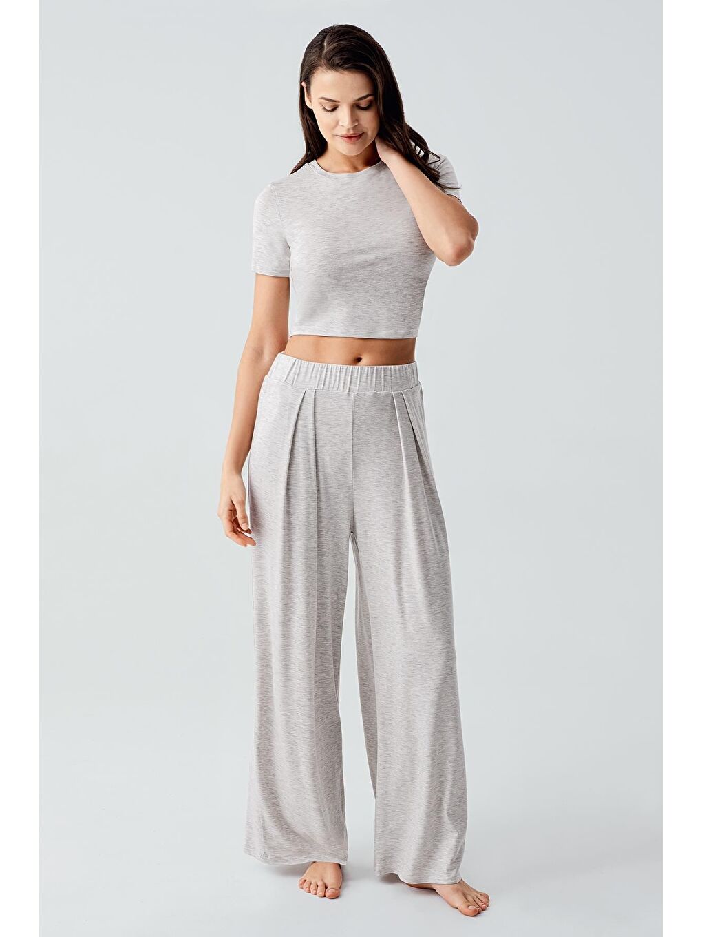 Gri Kısa Kollu Crop Bol Paça Esnek Viskoz Pijama Takım 17216-1