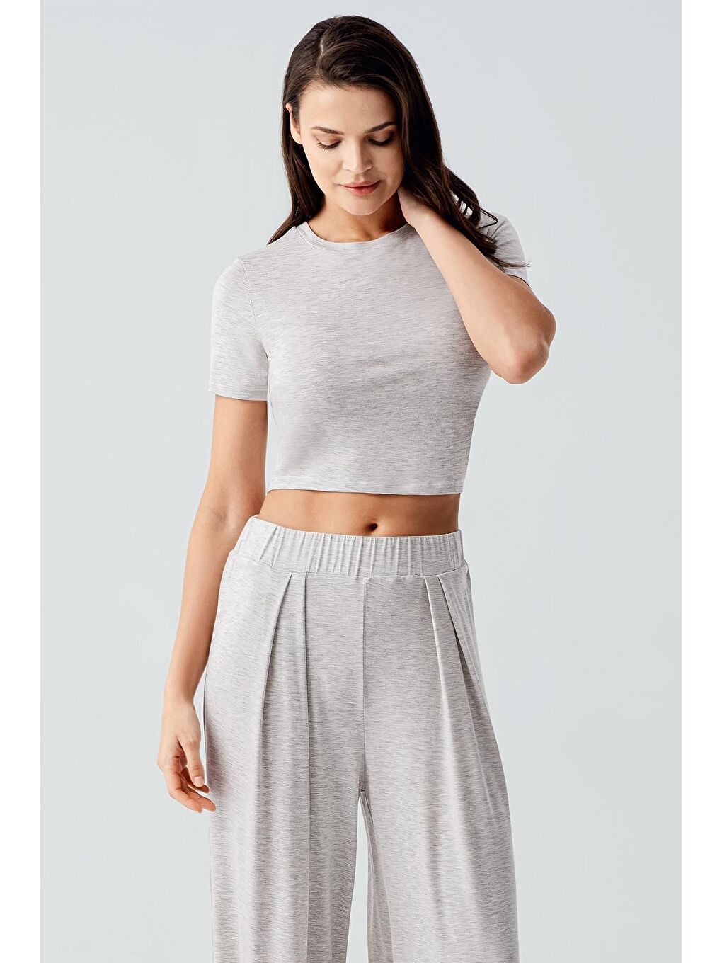 Gri Kısa Kollu Crop Bol Paça Esnek Viskoz Pijama Takım 17216-4