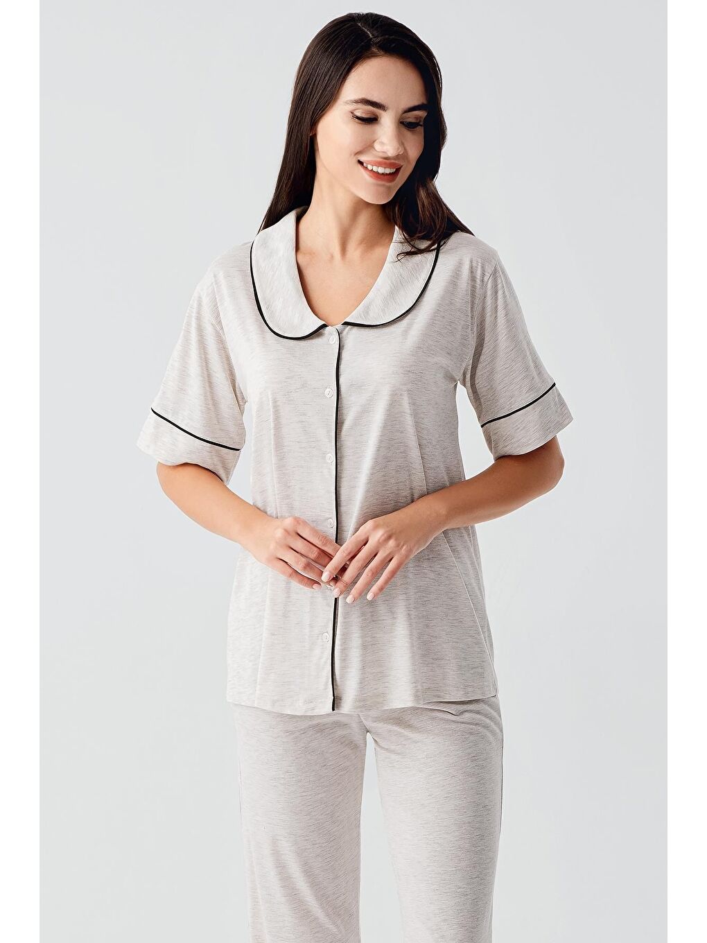 Bej Bebe Yaka Düğmeli Kısa Kollu Esnek Pamuklu Pijama Takım 17201-1