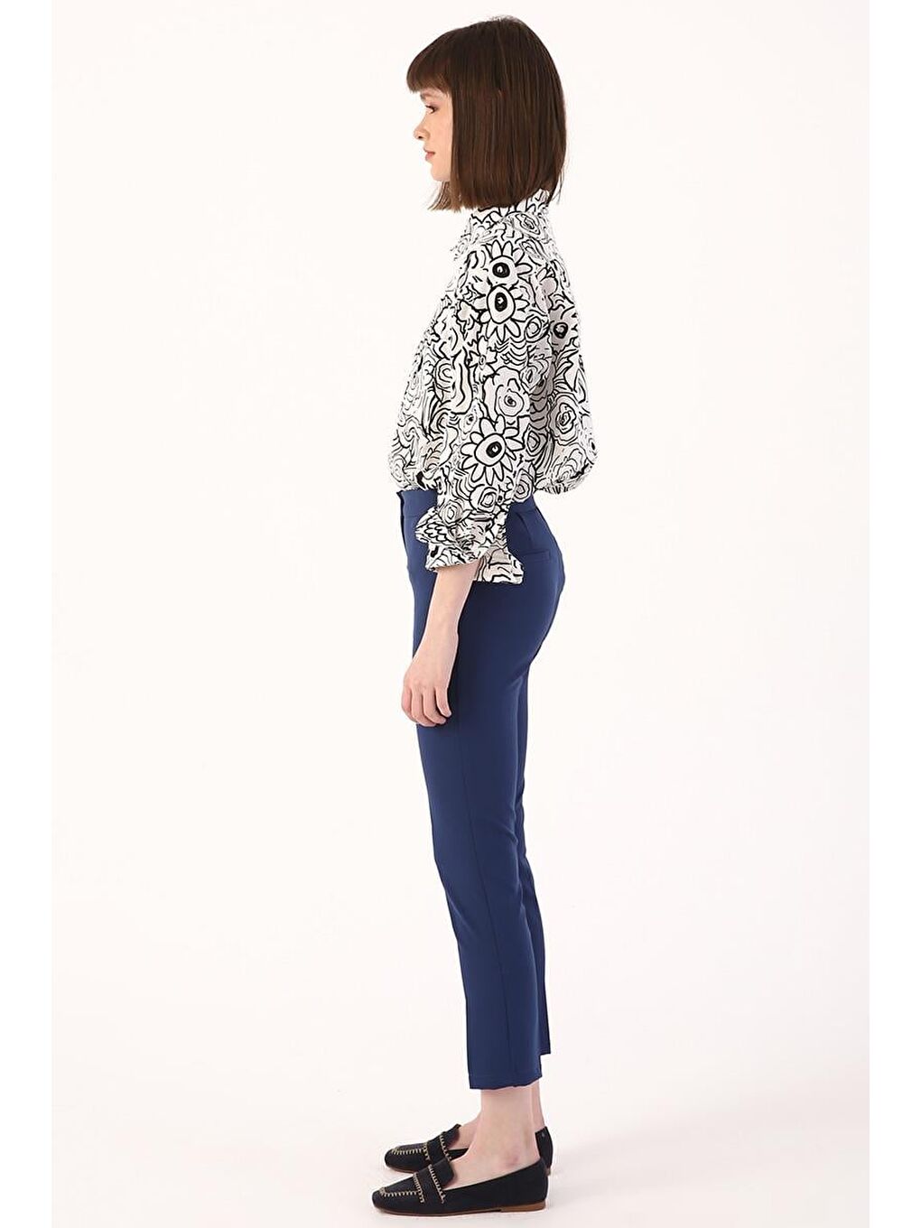 İndigo-Dar Paça Kumaş Pantolon-2