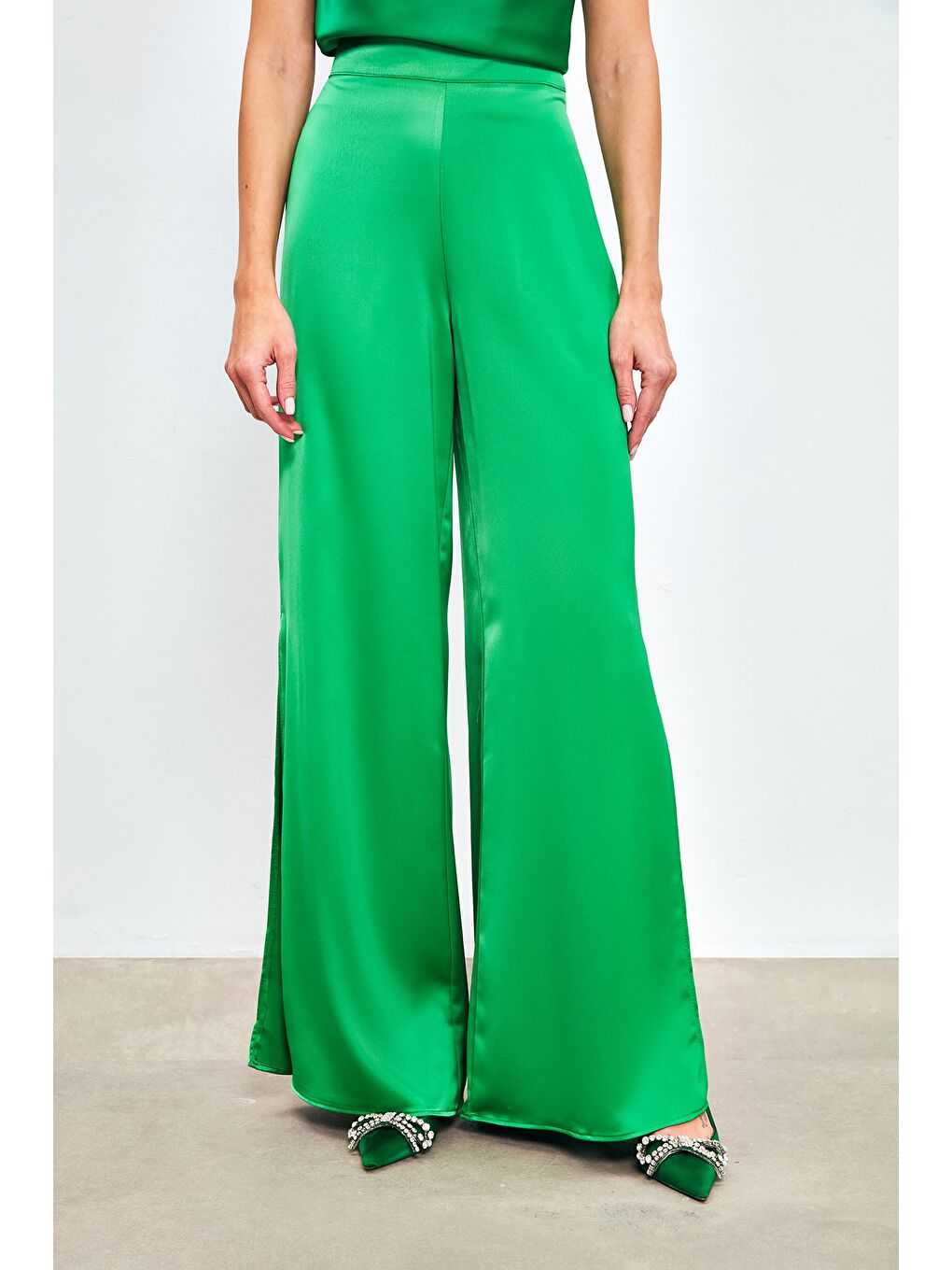 Yırtmaç Detaylı Saten Pantolon - Yeşil-5