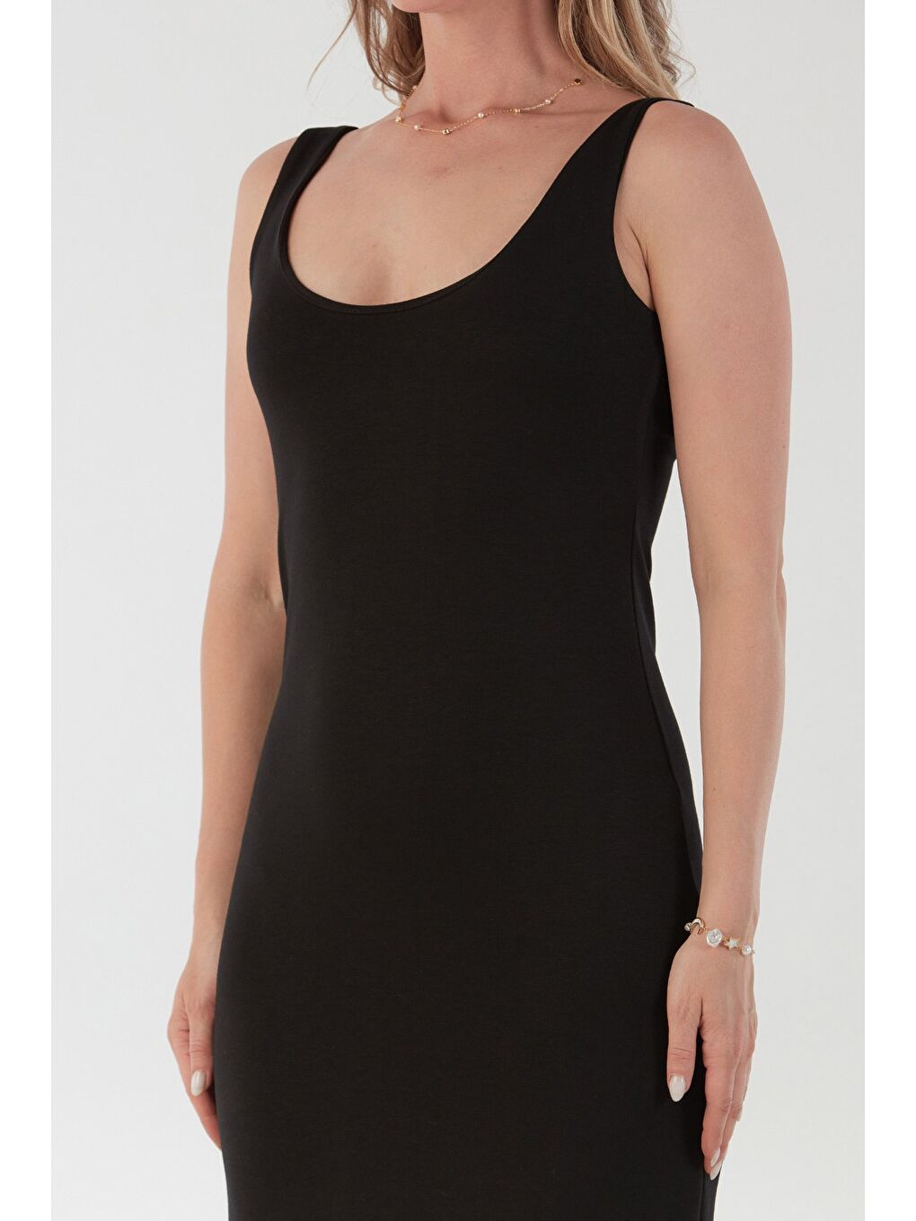 Siyah Basic Kalın Askılı Salaş Modal Elbise-4