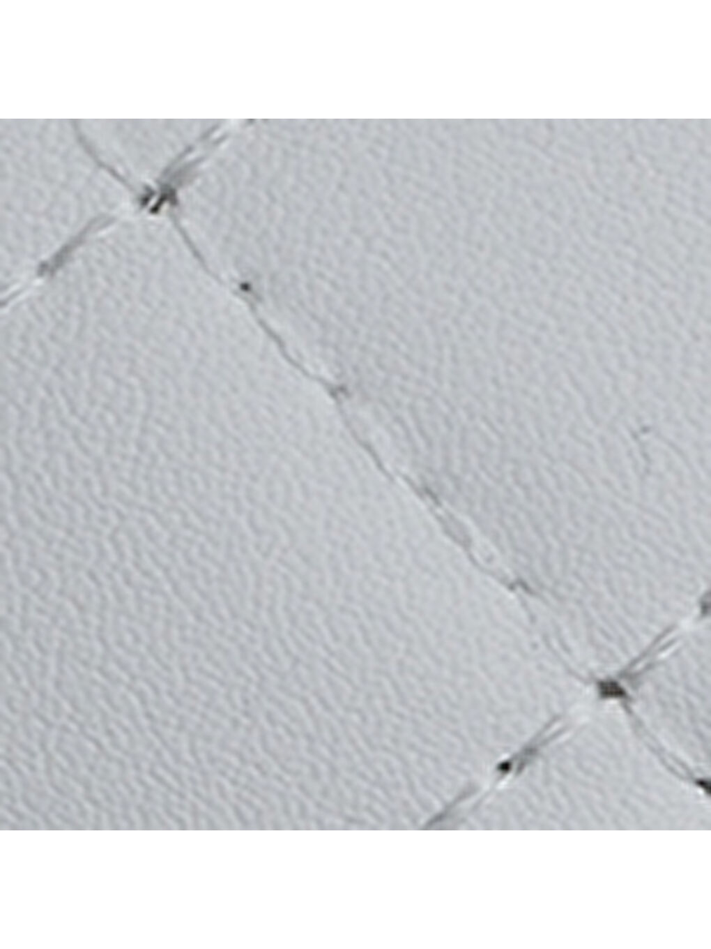 Beyaz Hana Trend Kapitone Kadın Babet-6