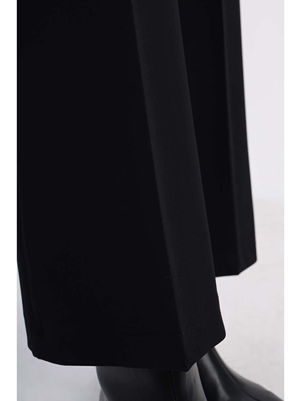 Siyah-Cepli Bol Paça Pantolon-4