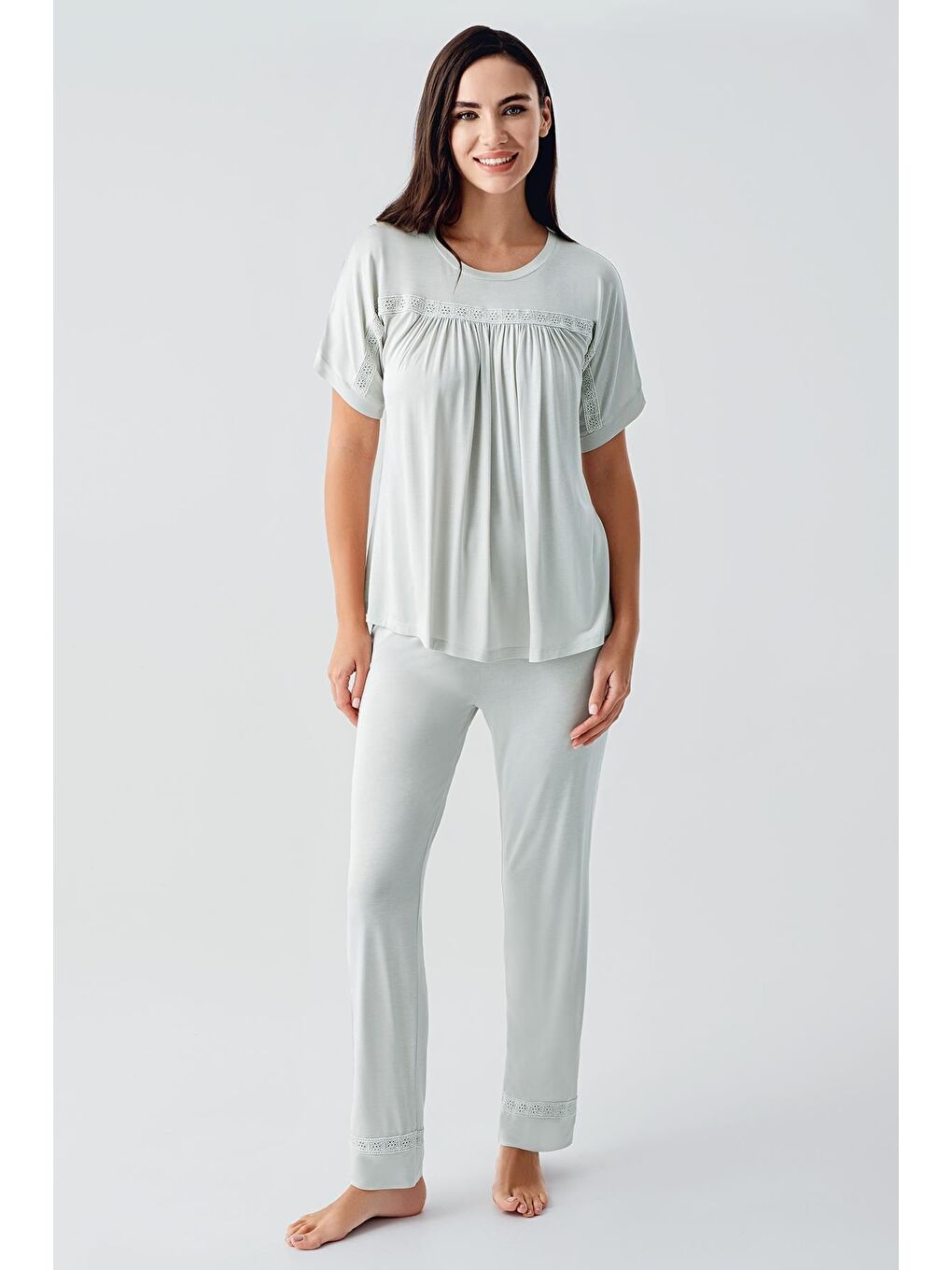 Yeşil Dantelli Kısa Kollu Esnek Viskoz Pijama Takım 17204