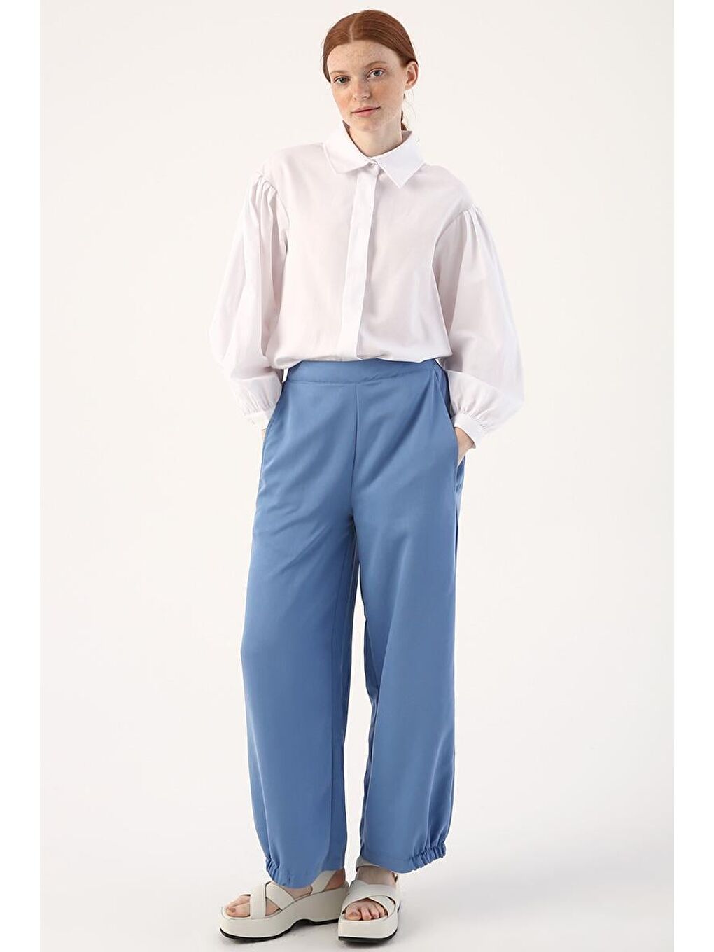 Mavi-Büyük Cepli Doğal Kumaş Pantolon