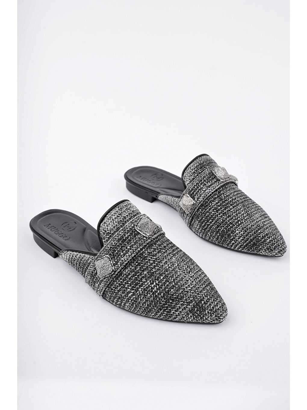 Siyah KENDAL Önü Kapalı Kadın Günlük Hasır Terlik