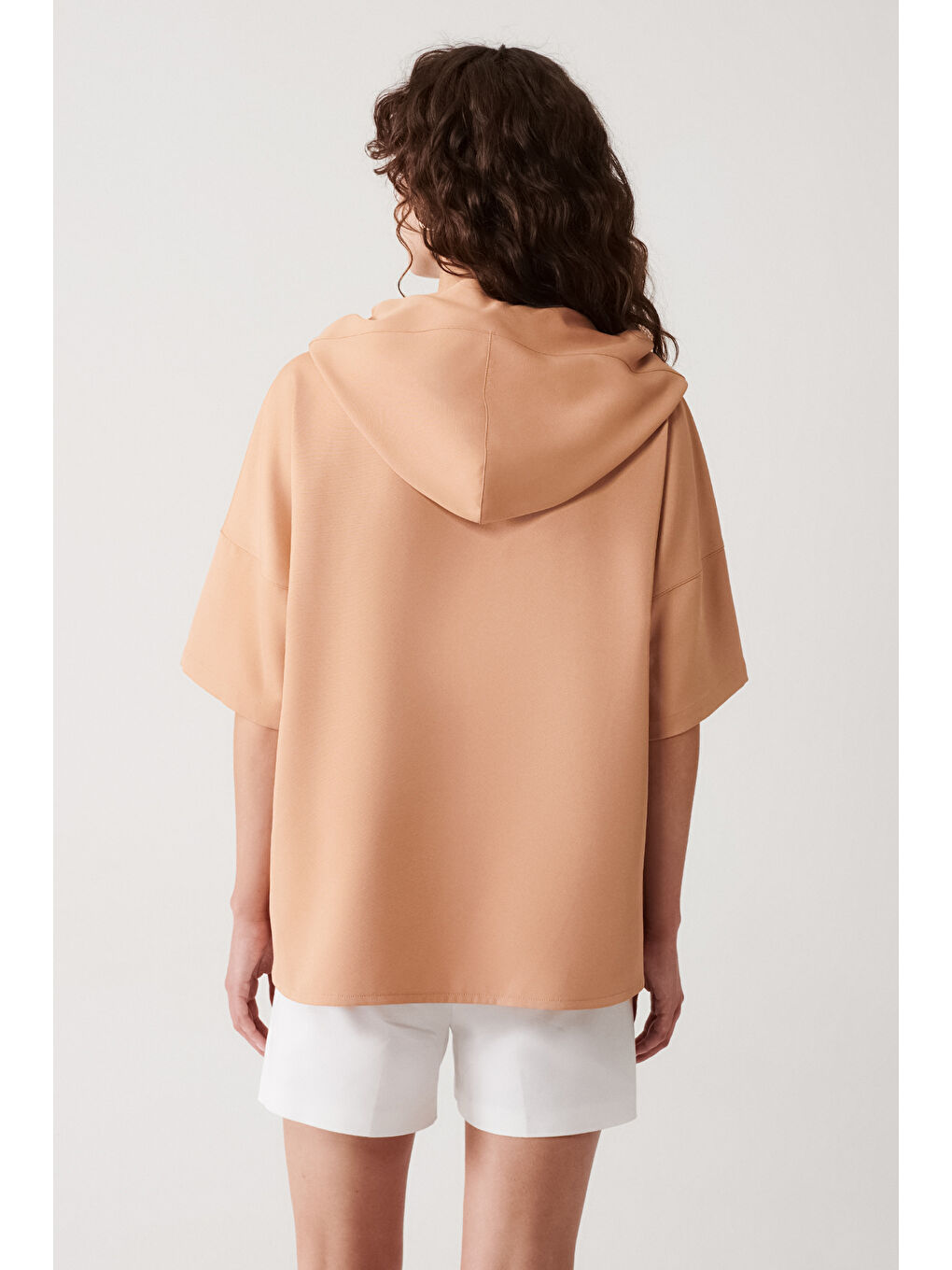 Bej Kapüşonlu Oversize V Yaka Hoodie-4