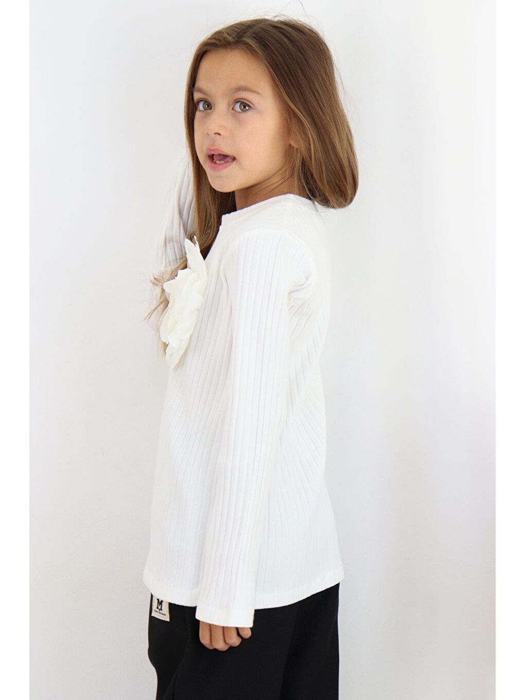 Kız Çocuk Uzun Kollu Tişört Gül Aksesuarlı Ekru (9-12 Yaş)-1