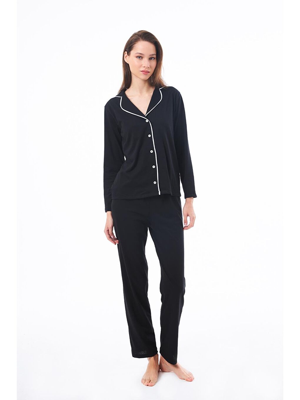Siyah Önden Düğmeli Pamuklu Kadın Pijama Takımı