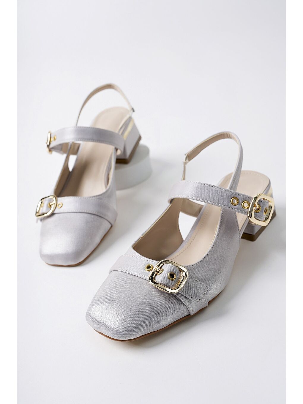 Gri GİGİ Arkası Açık Küt Burun Çift Kemerli Kadın Günlük Klasik Kısa Topuklu Ayakkabı-1