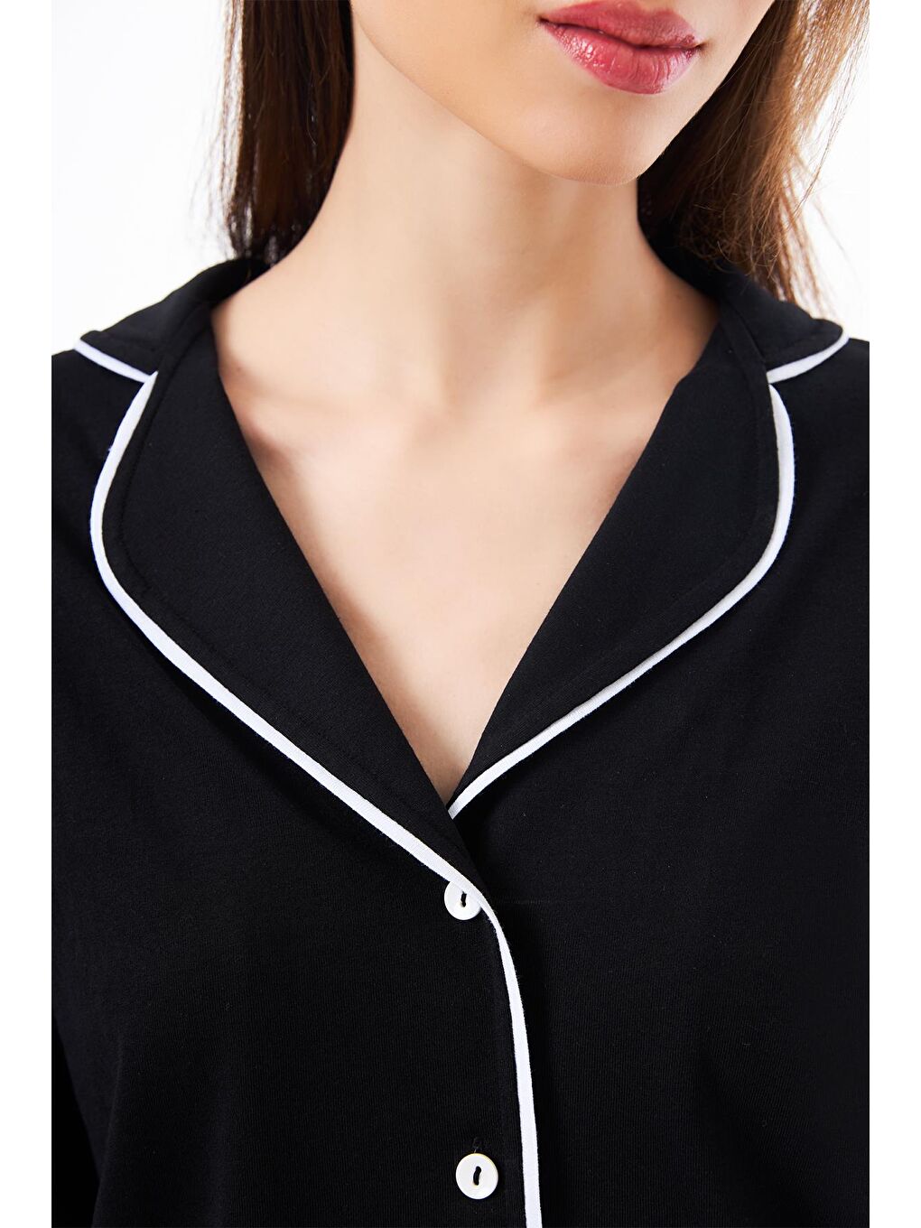 Siyah Önden Düğmeli Pamuklu Kadın Pijama Takımı-10