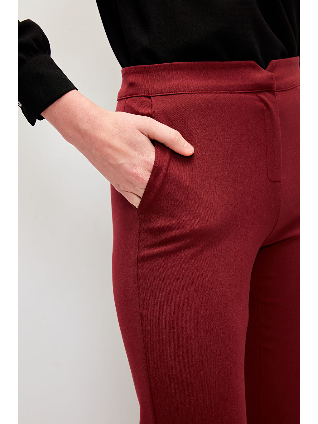 Bordo Klasik Kesim Düz Renk Pantolon-4