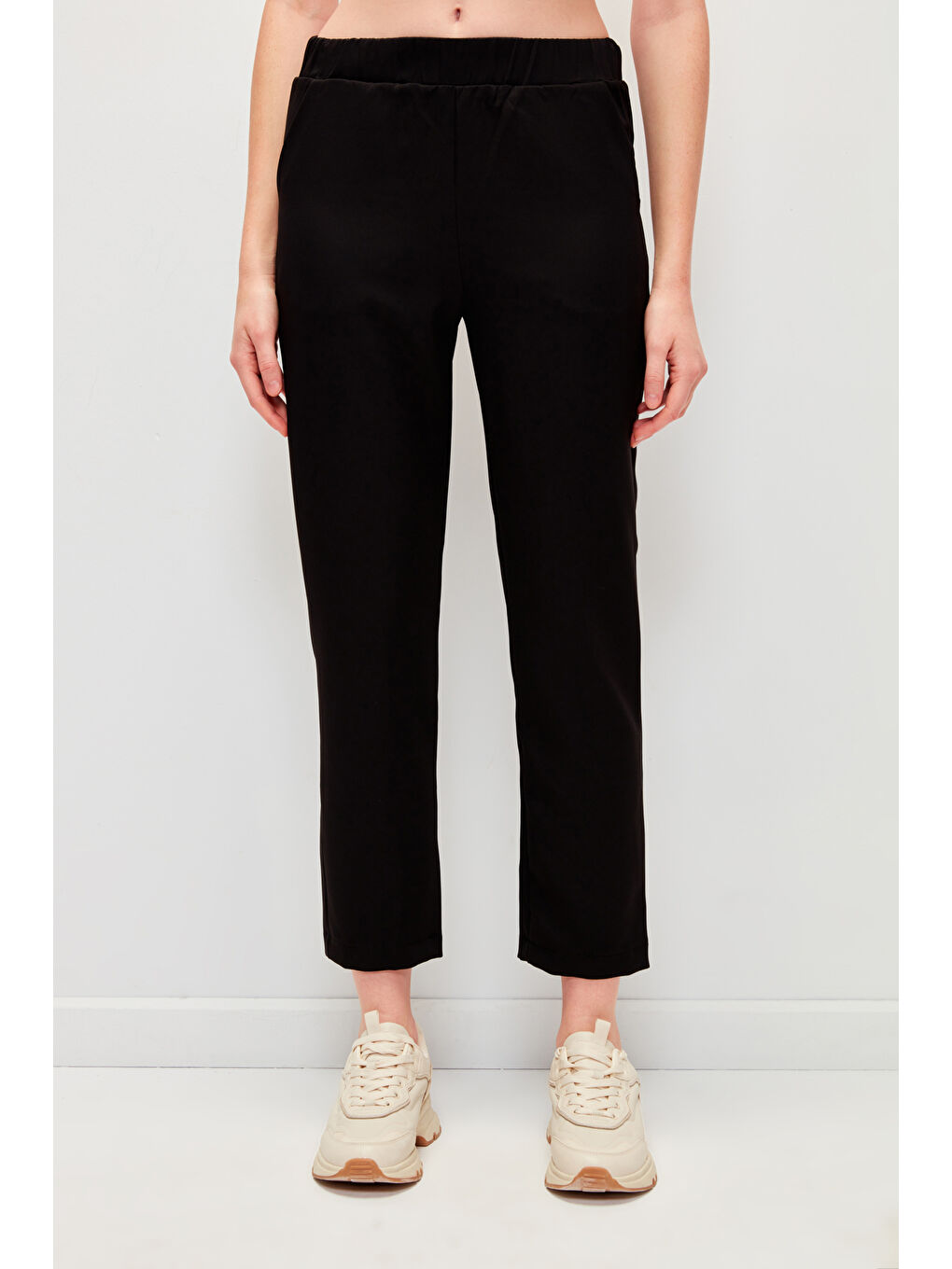 Siyah Şerit Detaylı Kapüşonlu Eşofman Takımı-4