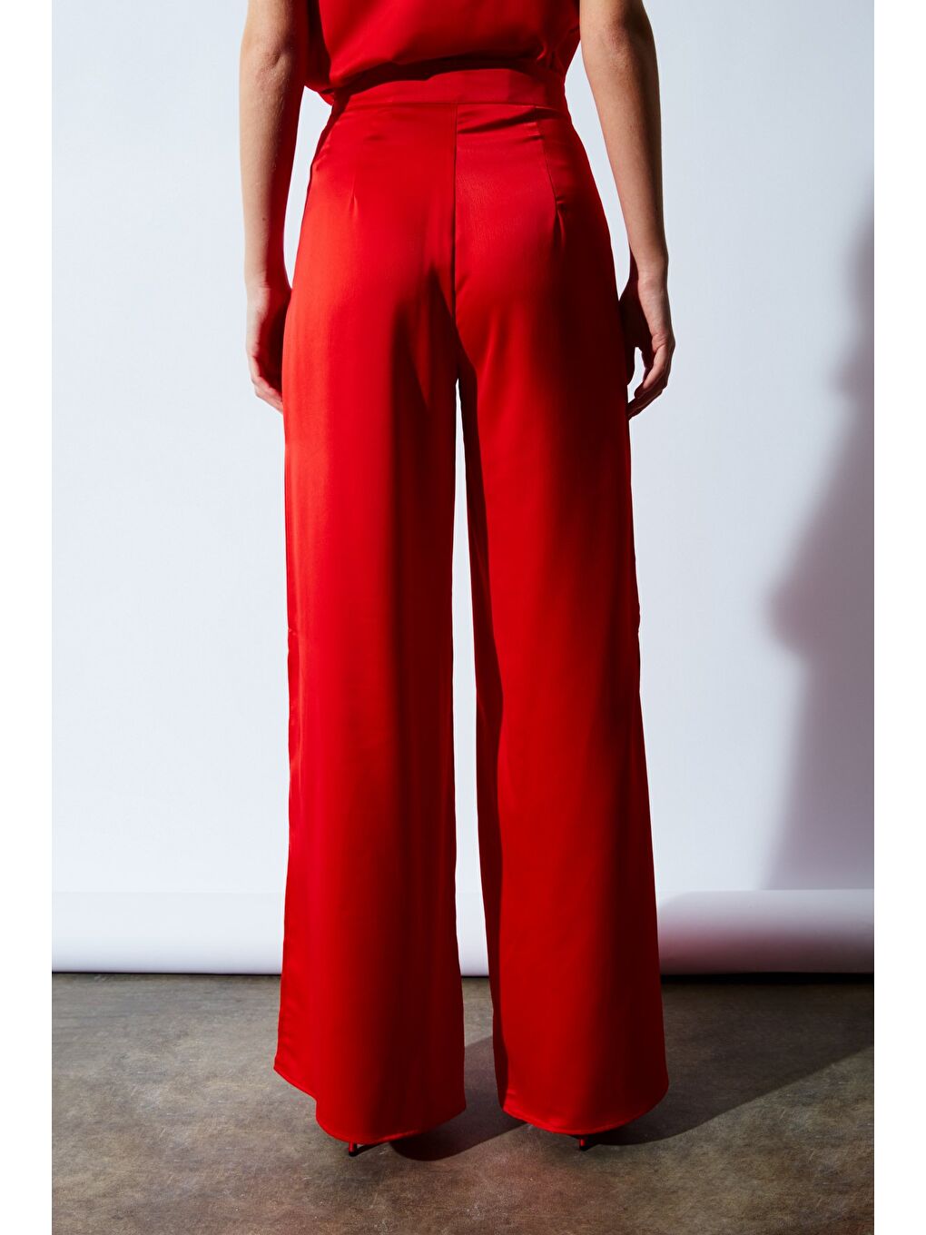 Turuncu Yırtmaç Detaylı Saten Pantolon - Oranj-6