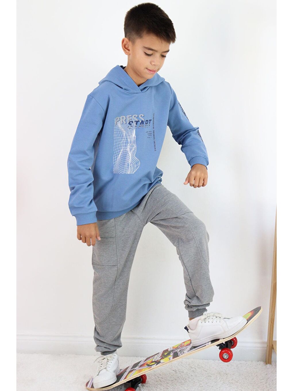 Erkek Çocuk Eşofman Takım Oyun Temalı Önden Cepli İndigo (8 Yaş)-1