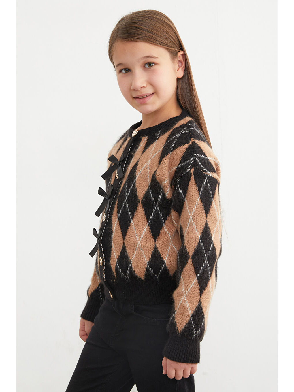 Siyah Baklava Desenli Fiyonklu Düğmeli Kız Çocuk Hırka-1