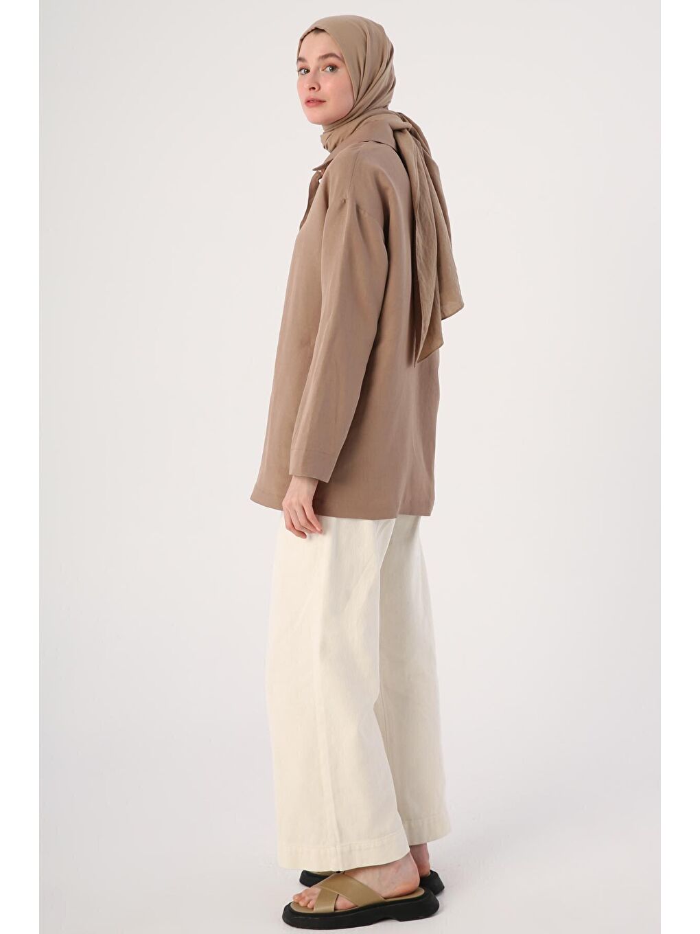 Bej Vizon Cepli Tahta Düğmeli Gömlek Yaka Keten Ceket-2