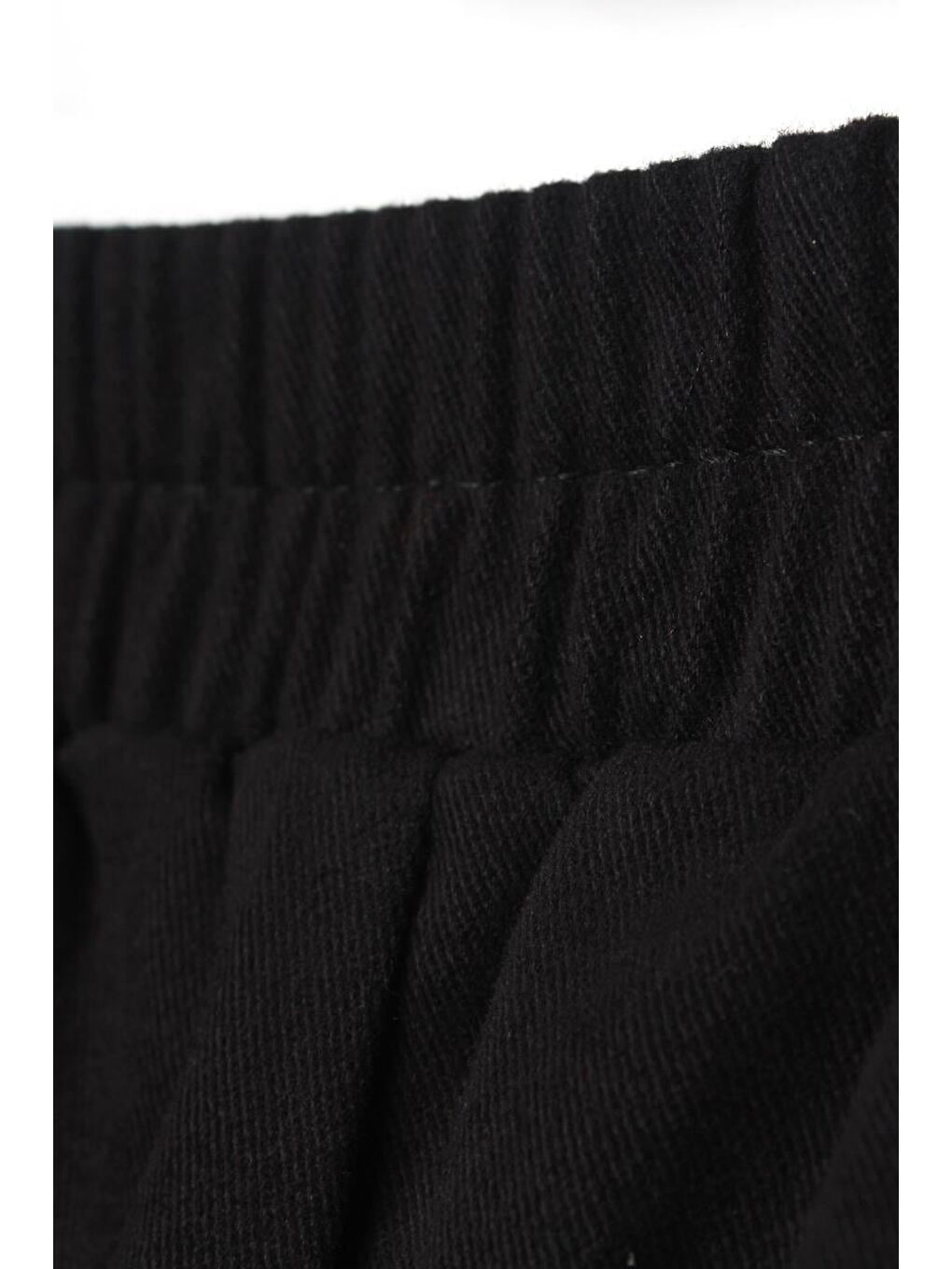 Siyah-Garni Dikişli Geniş Paça Pantolon-7