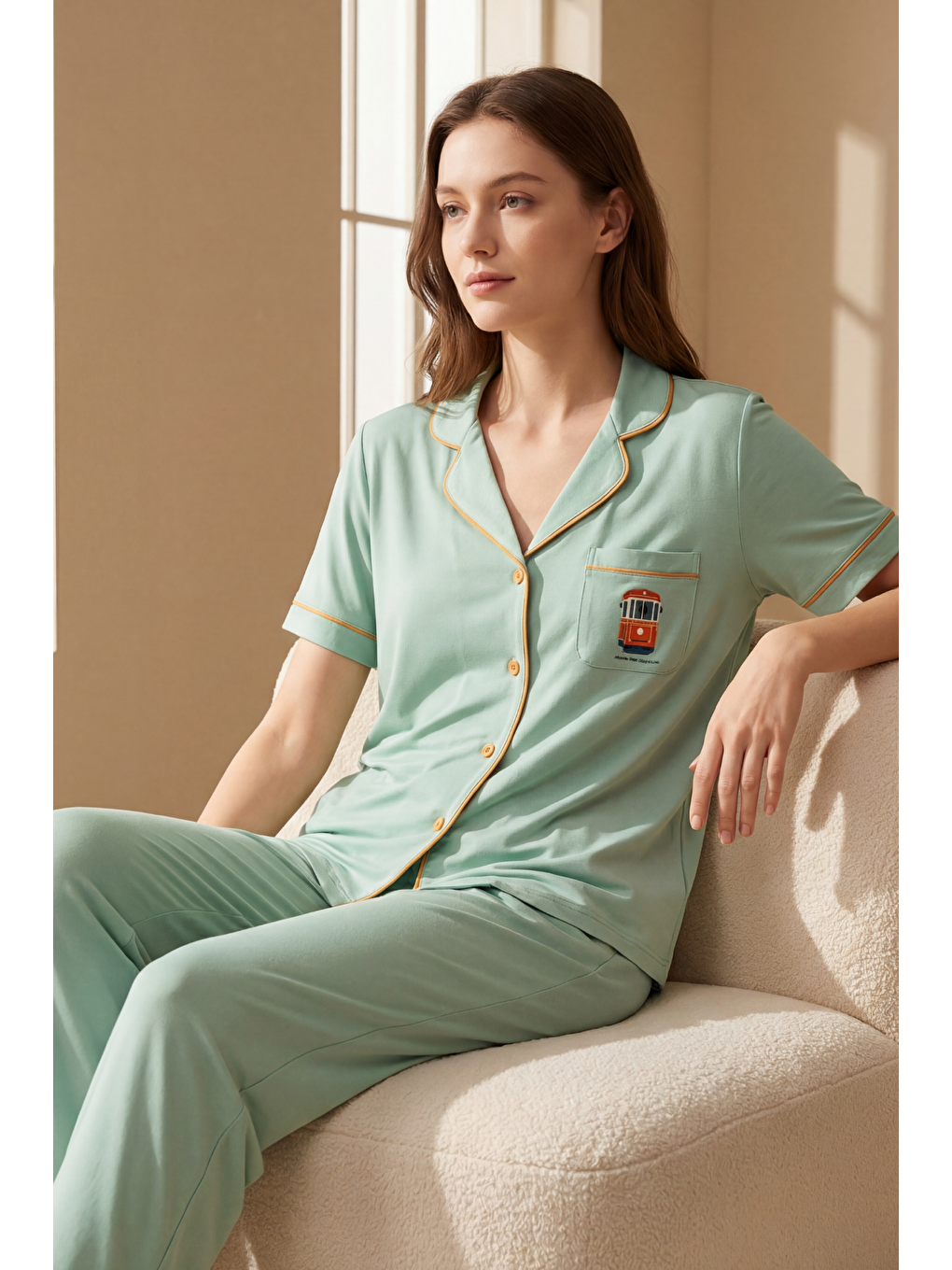 Kadın Istanbul Serisi Tren Desenli Premium Kutulu Pijama Takımı Yeşil-3