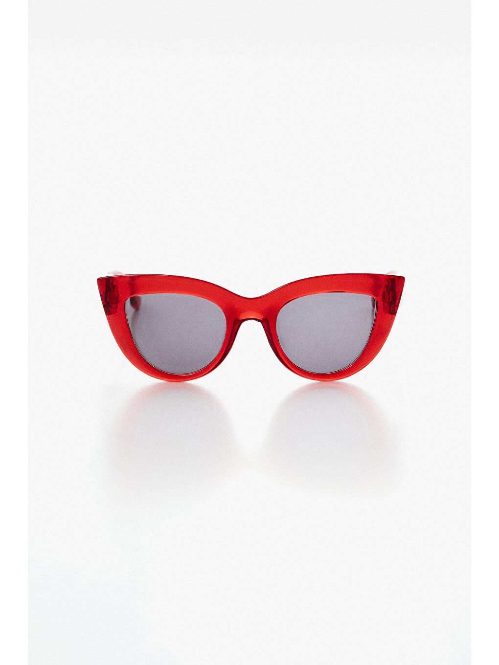 Kırmızı Çerçeveli Güneş Gözlüğü