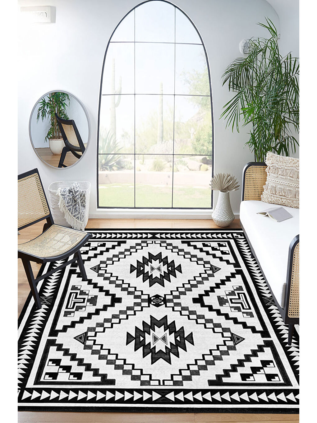 Siyah Dekoratif Özel Tasarım Yıkanabilir İnce Kaymaz Tabanlı Modern Halı KECE FR32-1