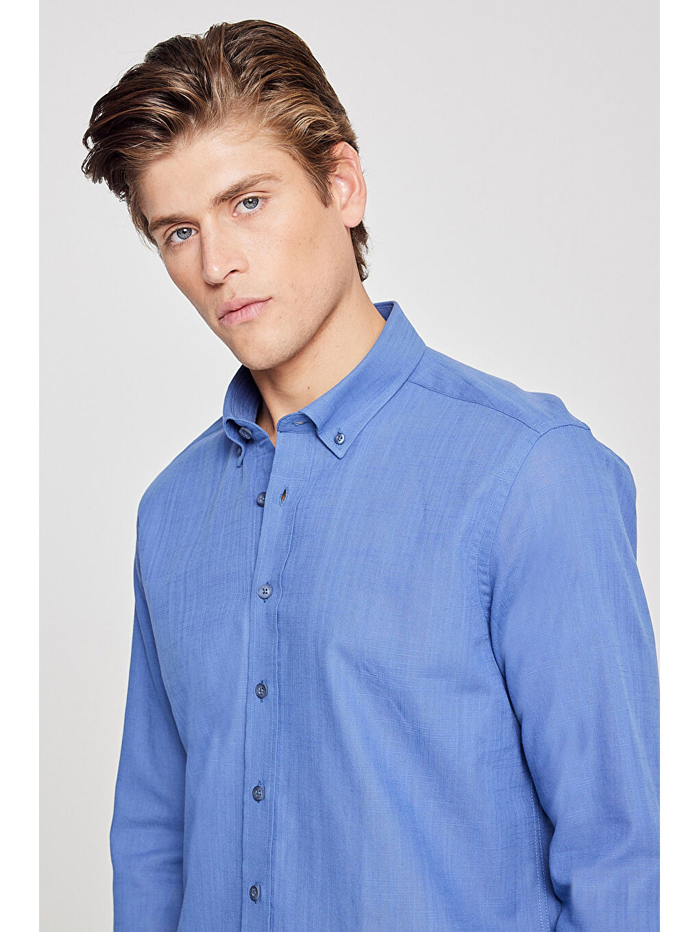 Erkek İndigo %100 Pamuk Oxford Slim Fit Dar Kesim Düğmeli Yaka Flamlı Gömlek-3