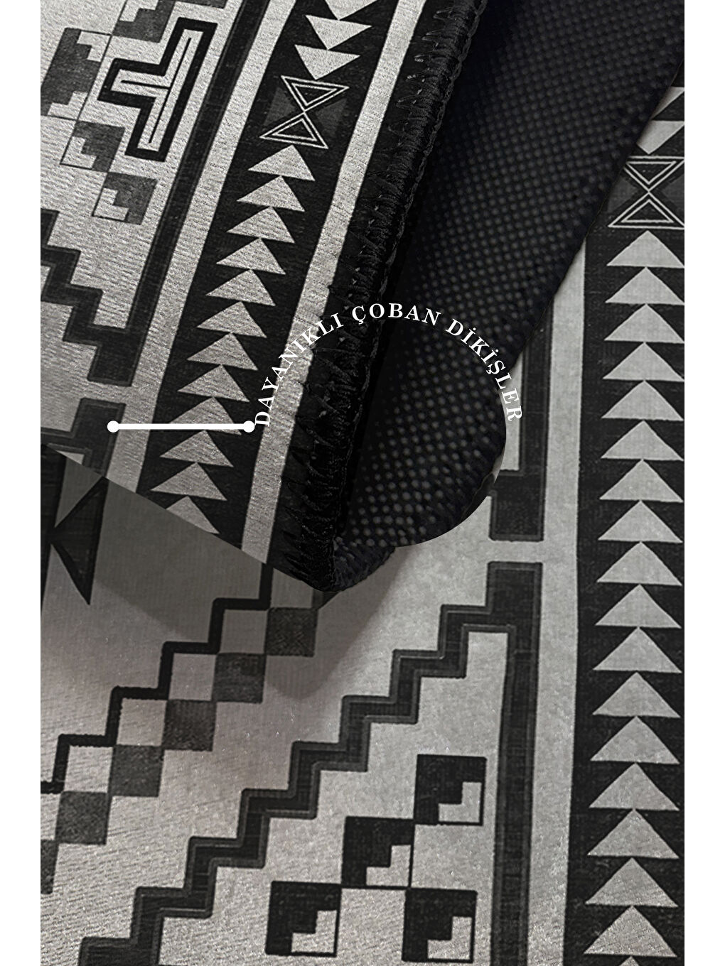 Siyah Dekoratif Özel Tasarım Yıkanabilir İnce Kaymaz Tabanlı Modern Halı KECE FR32-3