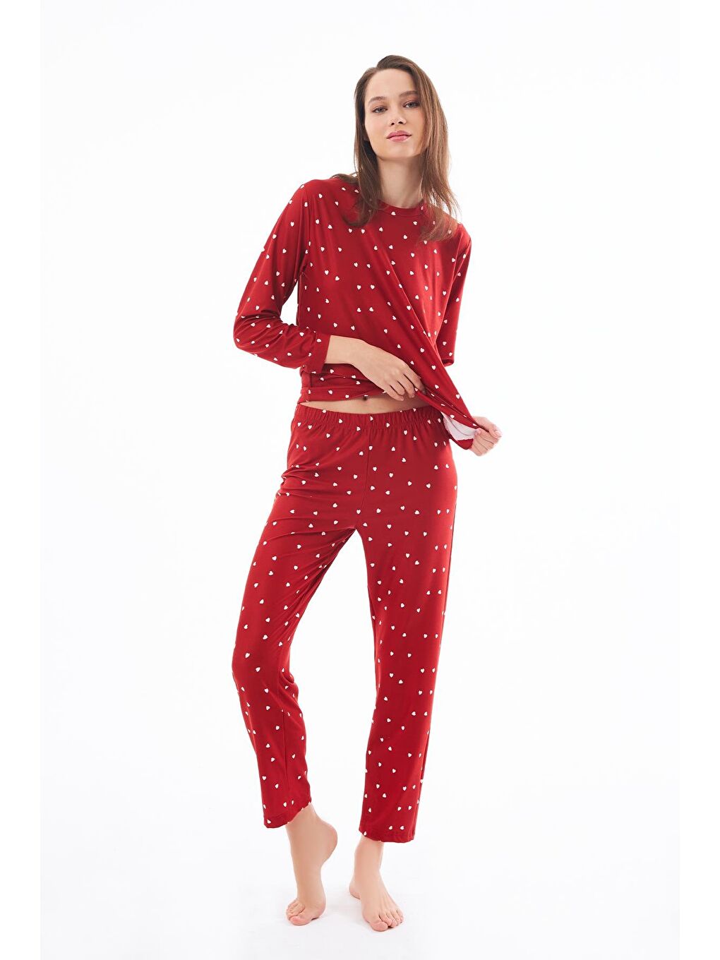 Premium  Yazlık Kadın Pijama Takımı Kırmızı Kalp Desenli Yumuşak Dokulu Bisiklet Yaka Uzun Kollu-6