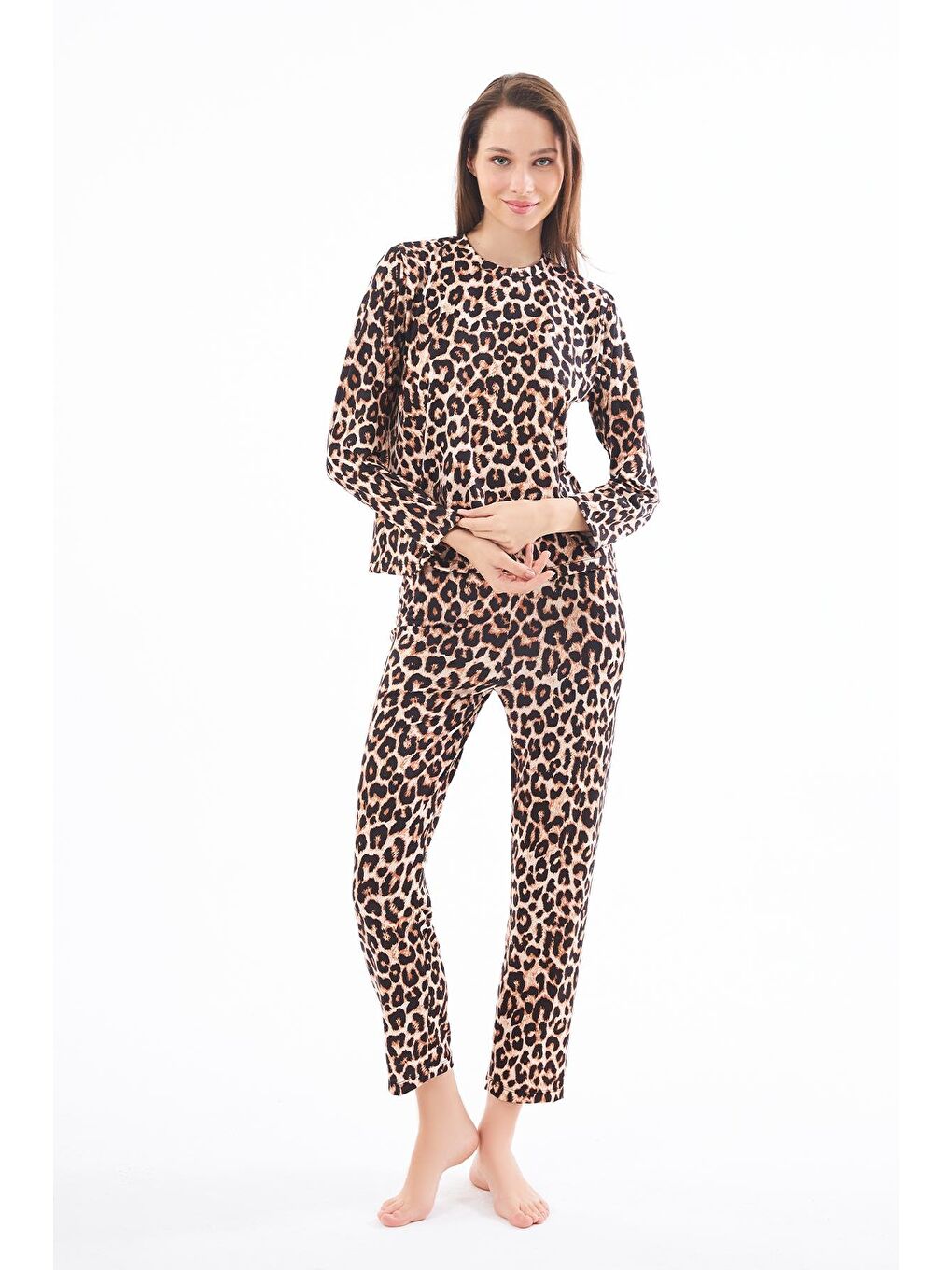 Sarı Premium  Yazlık Kadın Pijama Takımı Leopar Desenli Yumuşak Dokulu Bisiklet Yaka Uzun Kollu