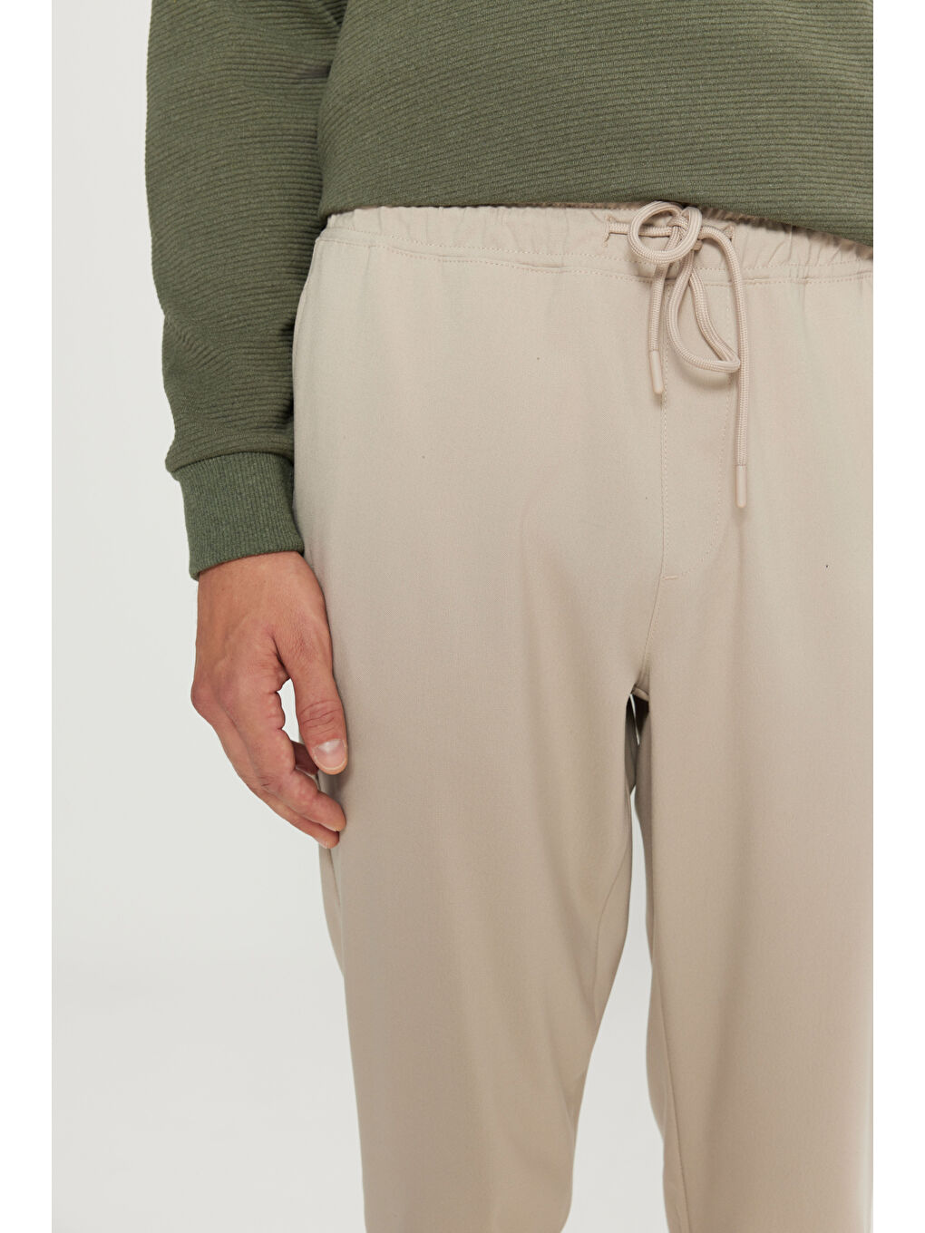 Erkek Bej Slim Fit Rahat Kesim Beli Bağlamalı Yan Cepli Jogger Pantolon-7