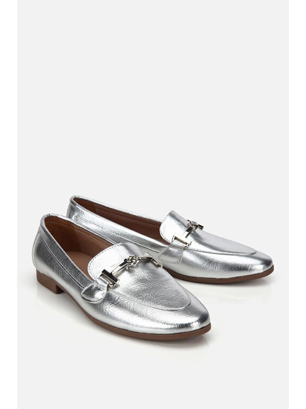 Gri Kadın Lame Toka Detaylı Metalik Loafer-1