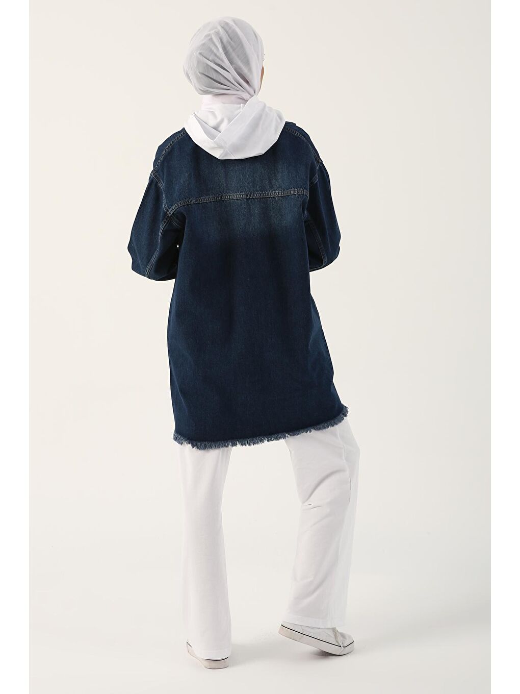 Mavi %100 Pamuk Düğmeli Uzun Denim Ceket-3