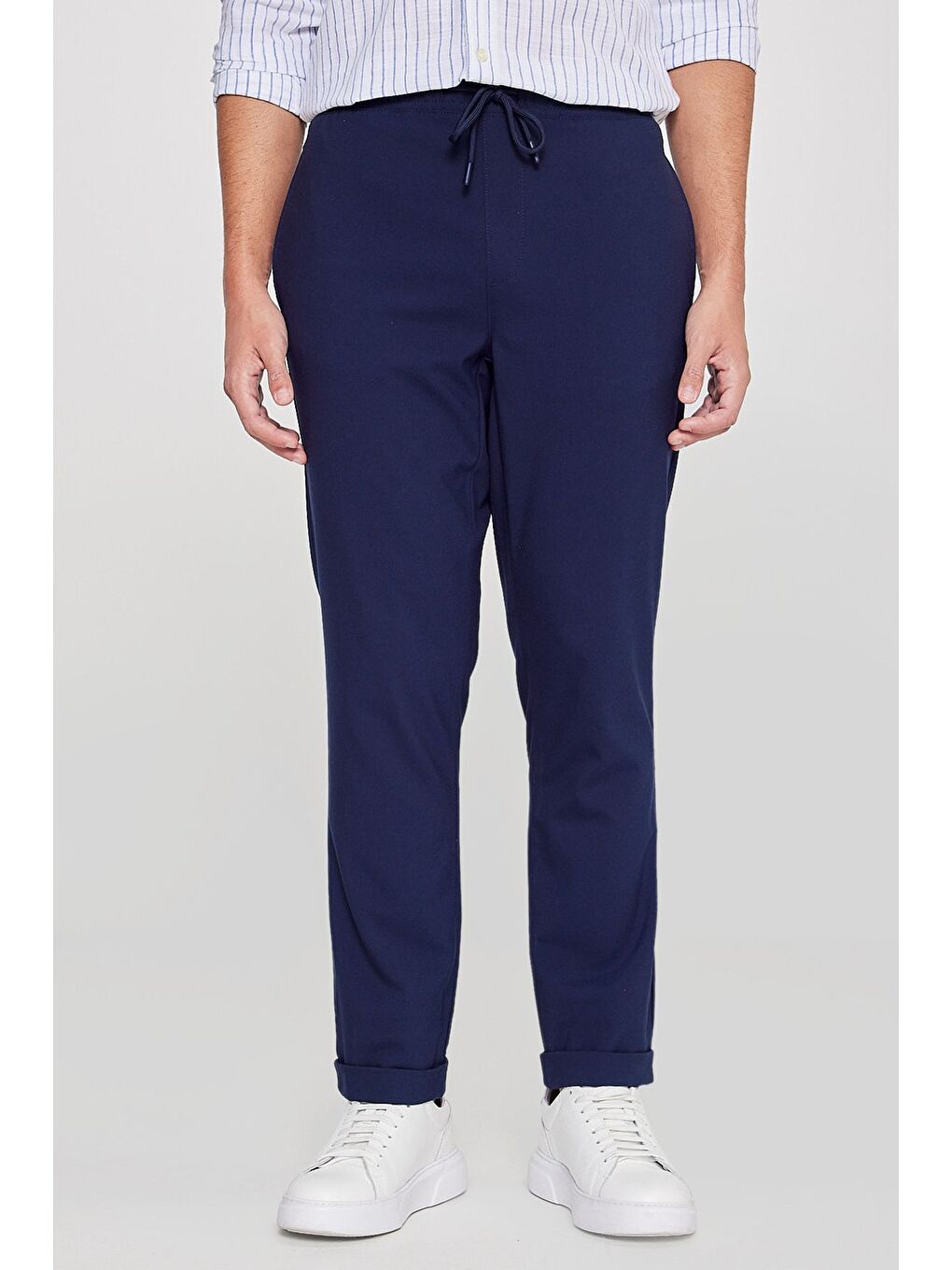 Erkek Lacivert Slim Fit Rahat Kesim Beli Bağlamalı Yan Cepli Jogger Pantolon-1