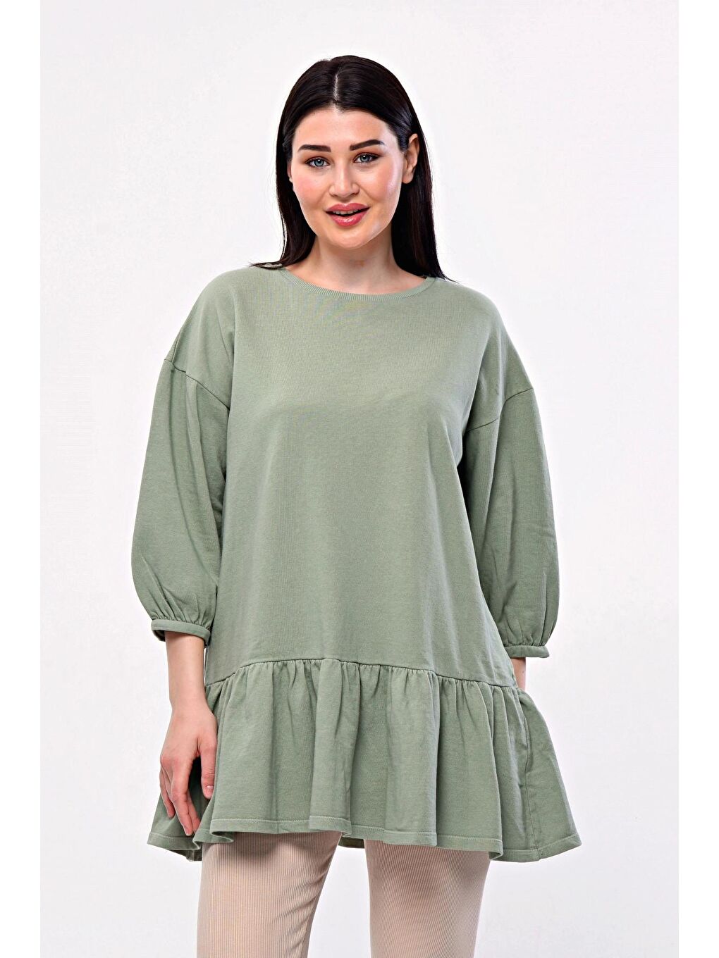 Yeşil Büyük Beden Eteği Fırfır Detaylı Yarım Balon Kol Bluz 171915