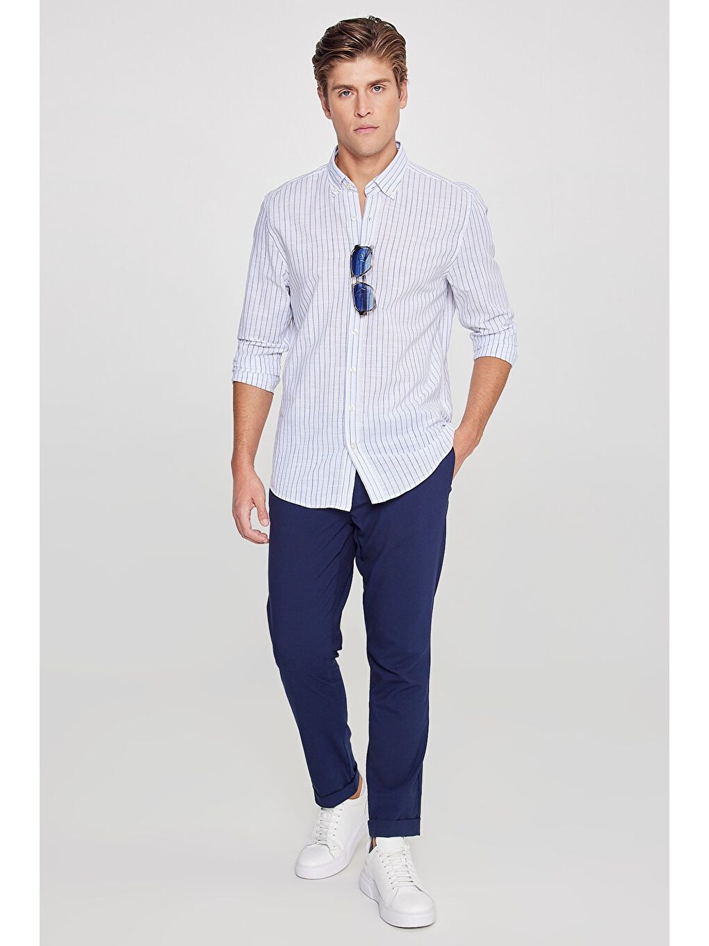 Erkek Lacivert Slim Fit Rahat Kesim Beli Bağlamalı Yan Cepli Jogger Pantolon-4