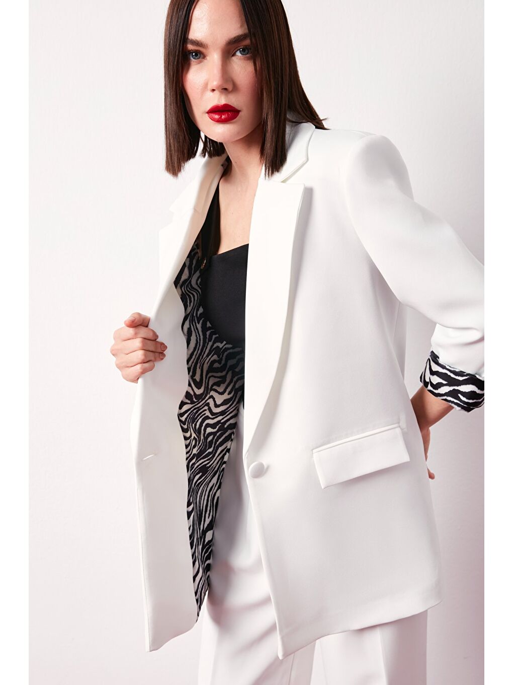 Zebra Astarlı Uzun Ceket - Ekru-3