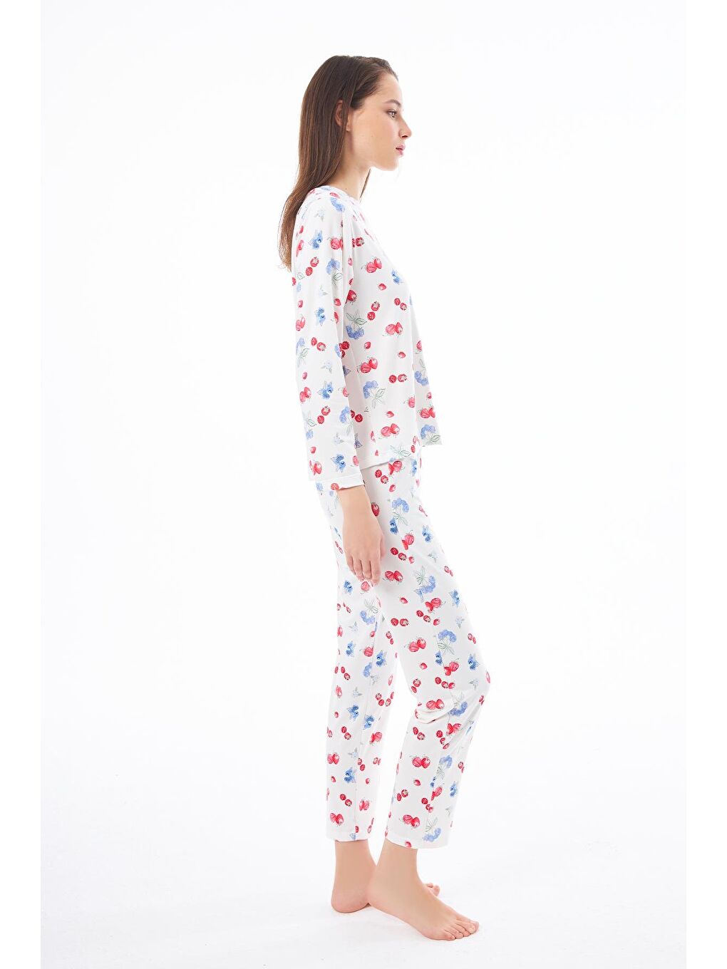 Ekru Premium  Yazlık Kadın Pijama Takımı Meyve Desenli Yumuşak Dokulu Bisiklet Yaka Uzun Kollu-6
