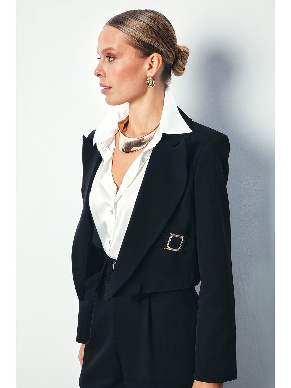 Tokalı Kısa Ceket - Siyah-2