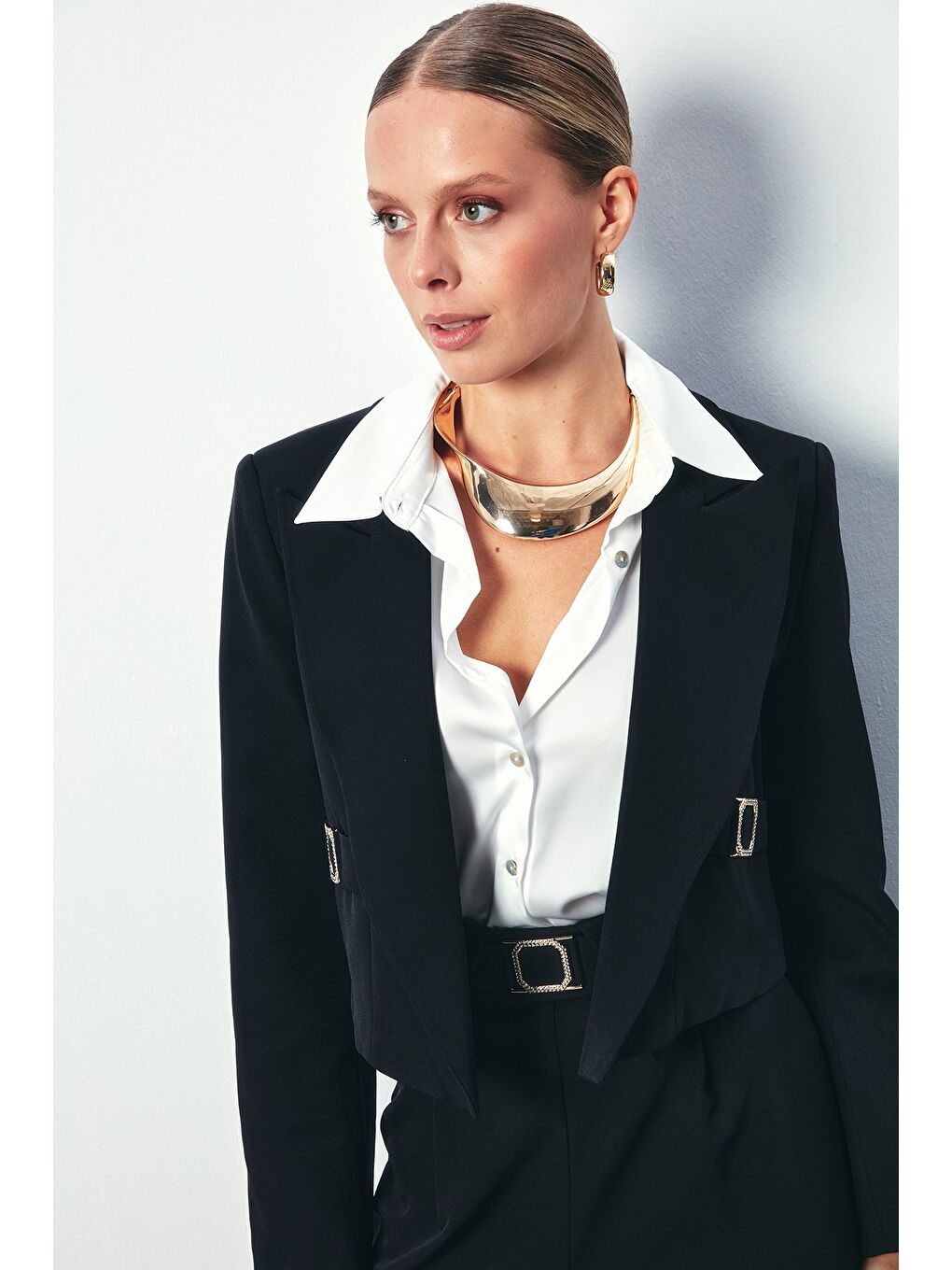 Tokalı Kısa Ceket - Siyah-5