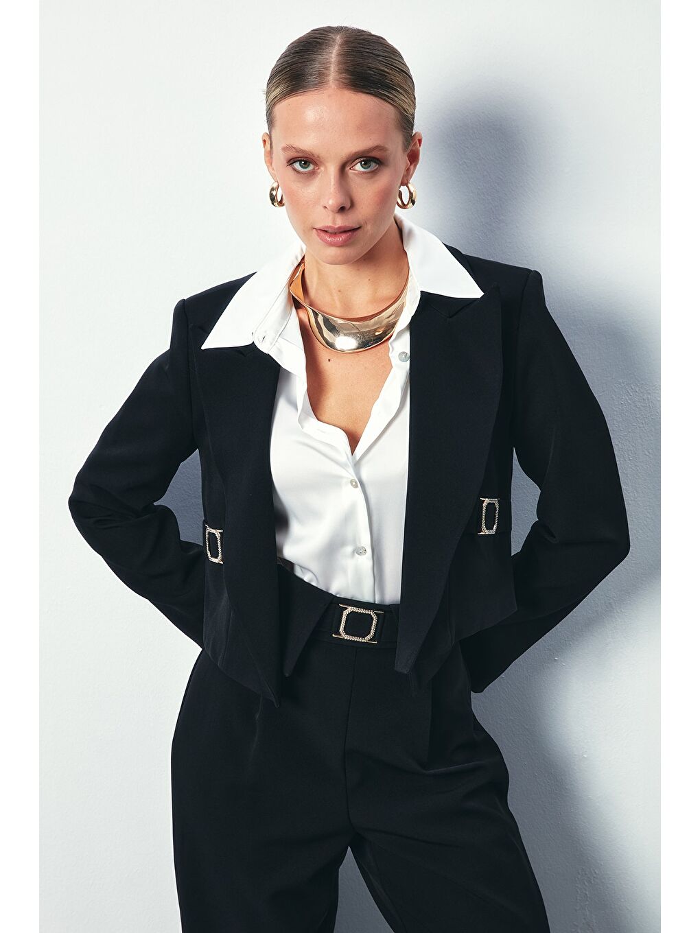 Tokalı Kısa Ceket - Siyah-6